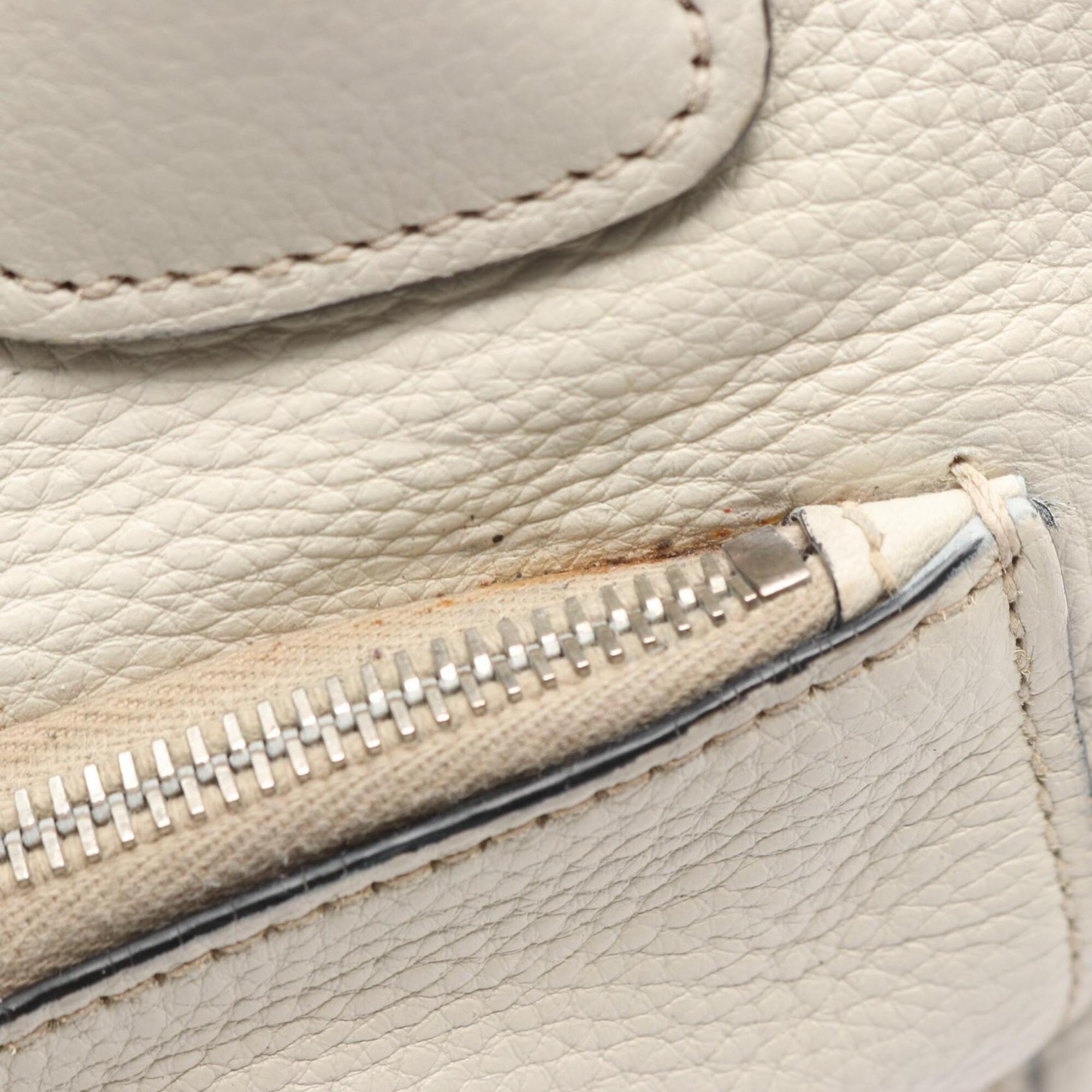 Prada White Leather Handbag (Pre-Owned)
