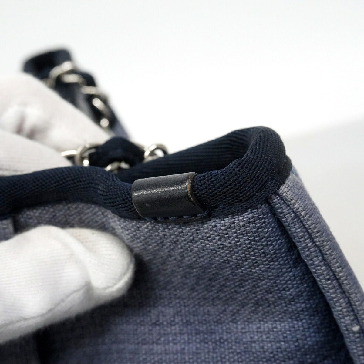 Chanel Navy Canvas Tote Bag (Pre-Owned)