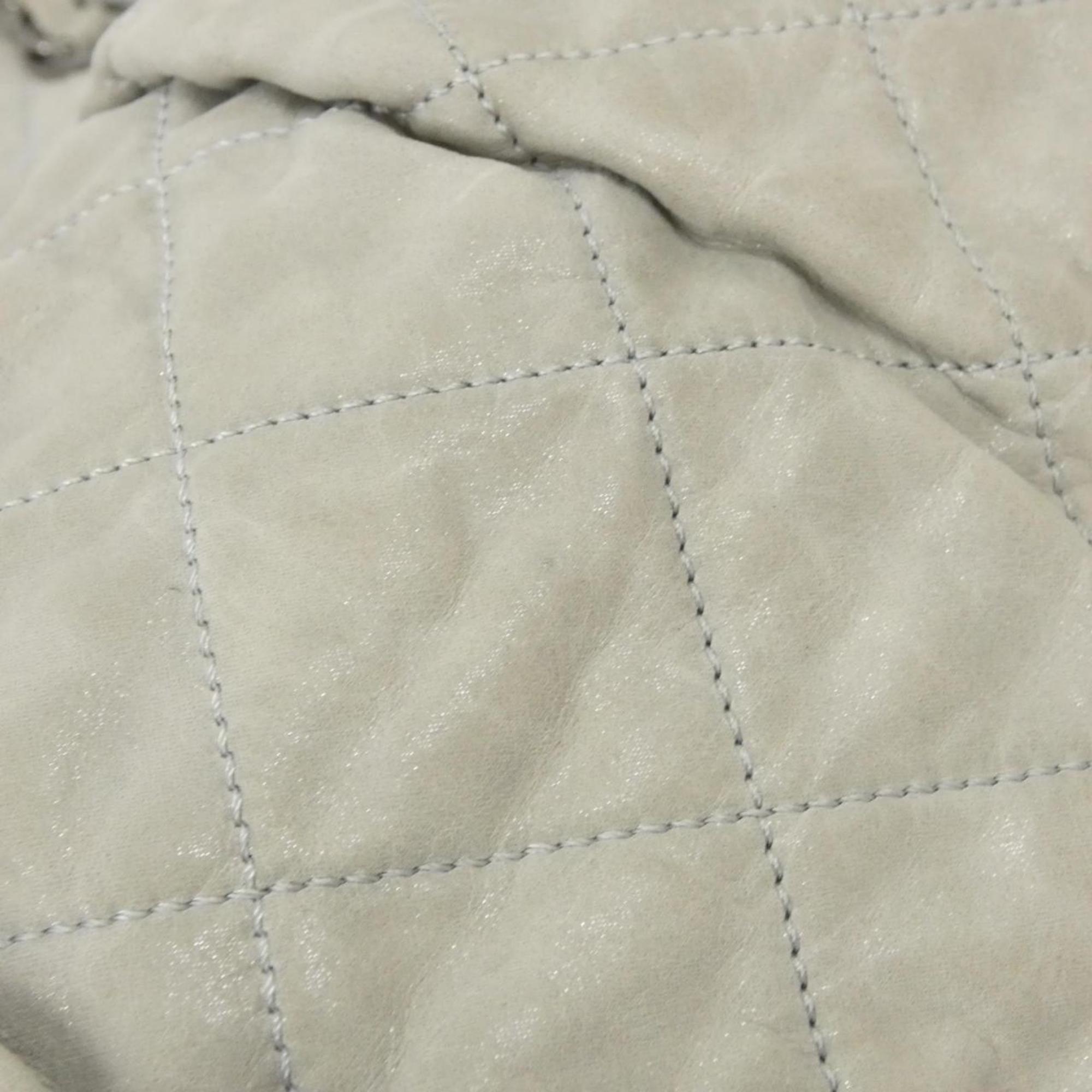 Chanel Gray Leather Handbag (Pre-Owned)