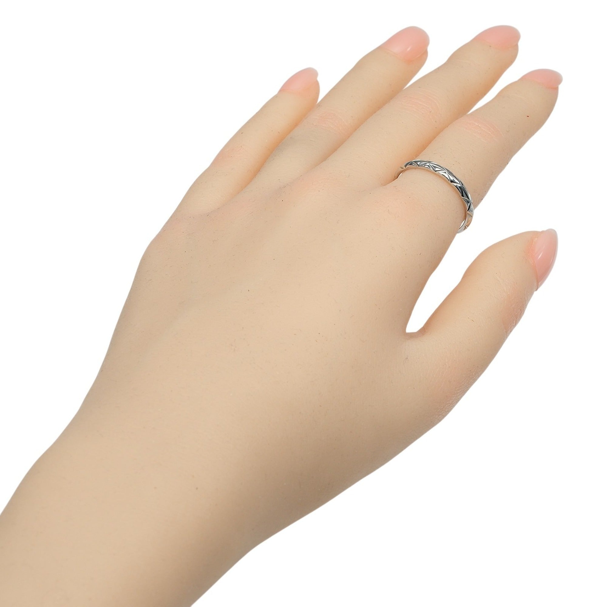 Chanel Matelasse Platinum 950 Band Ring (Pre-Owned)