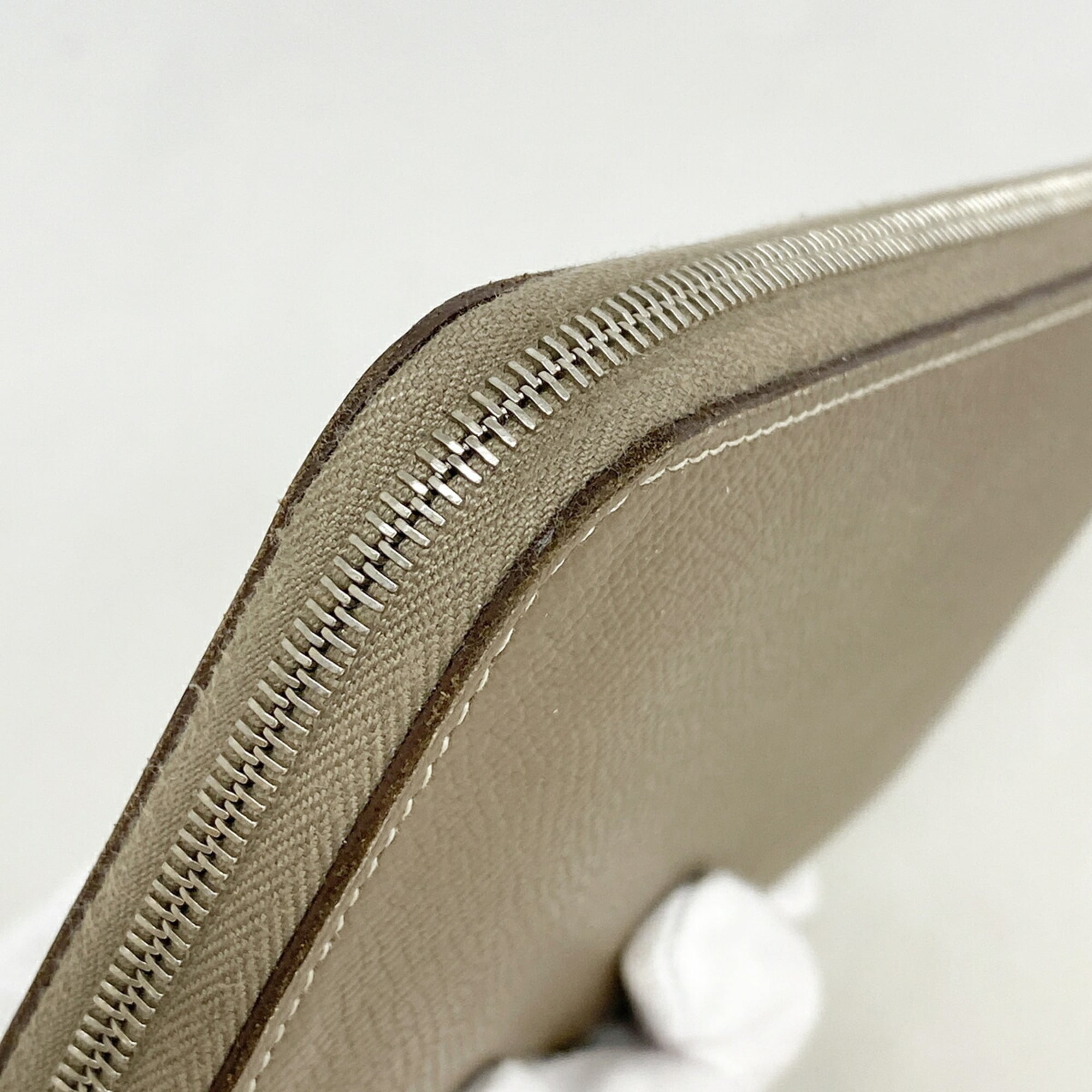 Hermes Etoupe Gray Leather Long Wallet (Bi-Fold) (Pre-Owned)