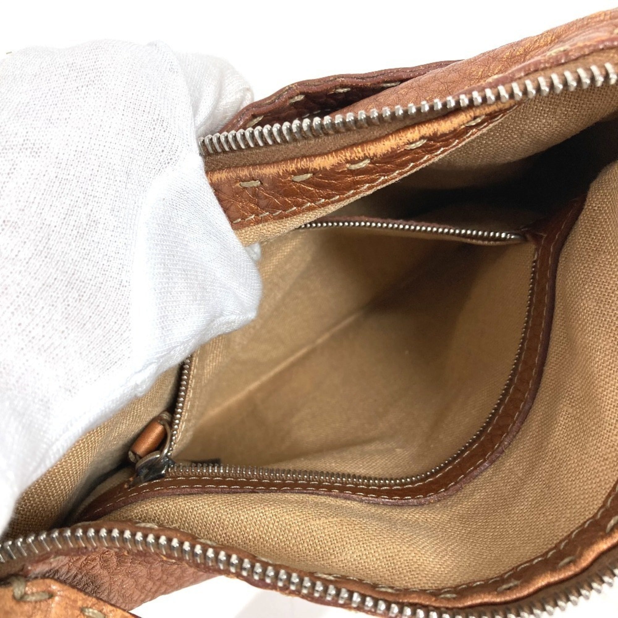 Fendi Selleria Brown Leather Pochette Shoulder Bag (Pre-Owned)