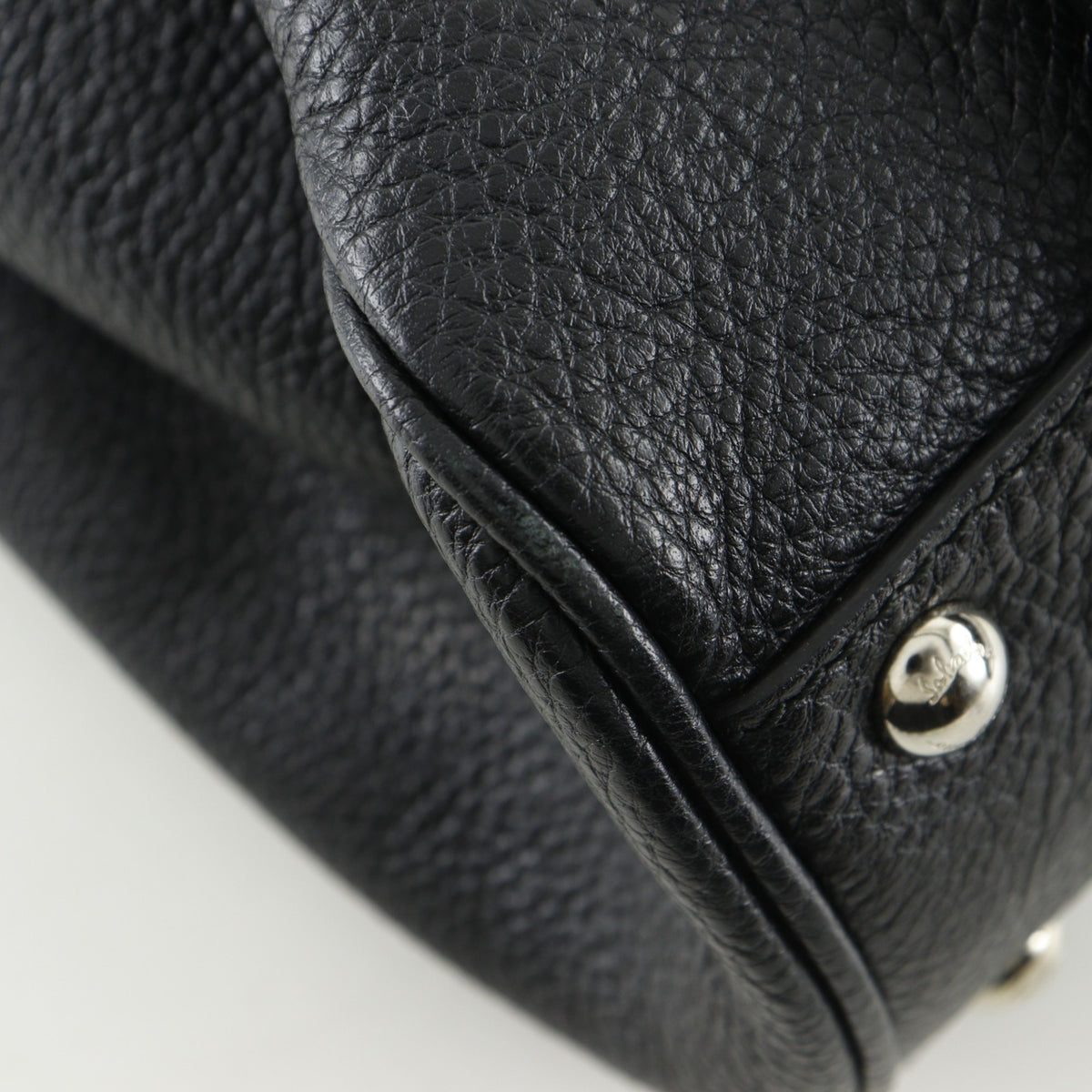 Salvatore Ferragamo Black Leather Tote Bag (Pre-Owned)