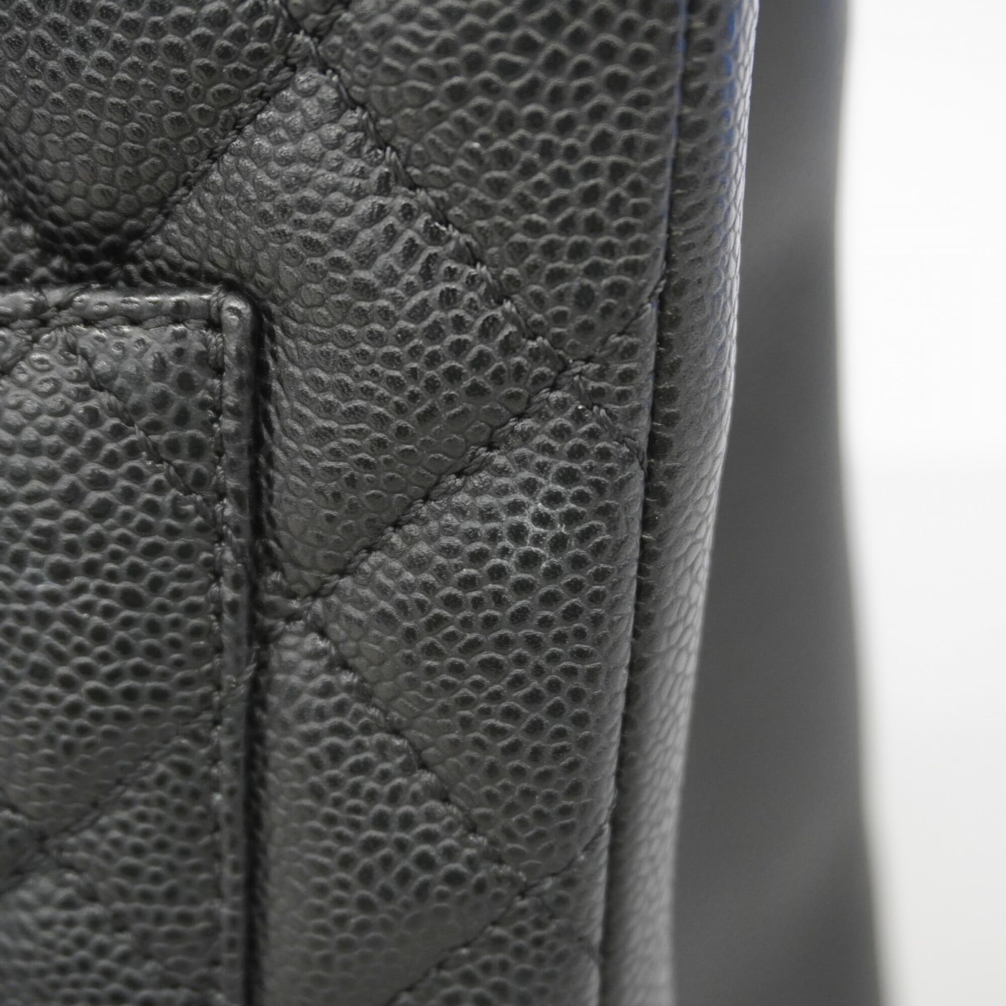 Chanel Black Grained Calfskin Tote Bag (Pre-Owned)