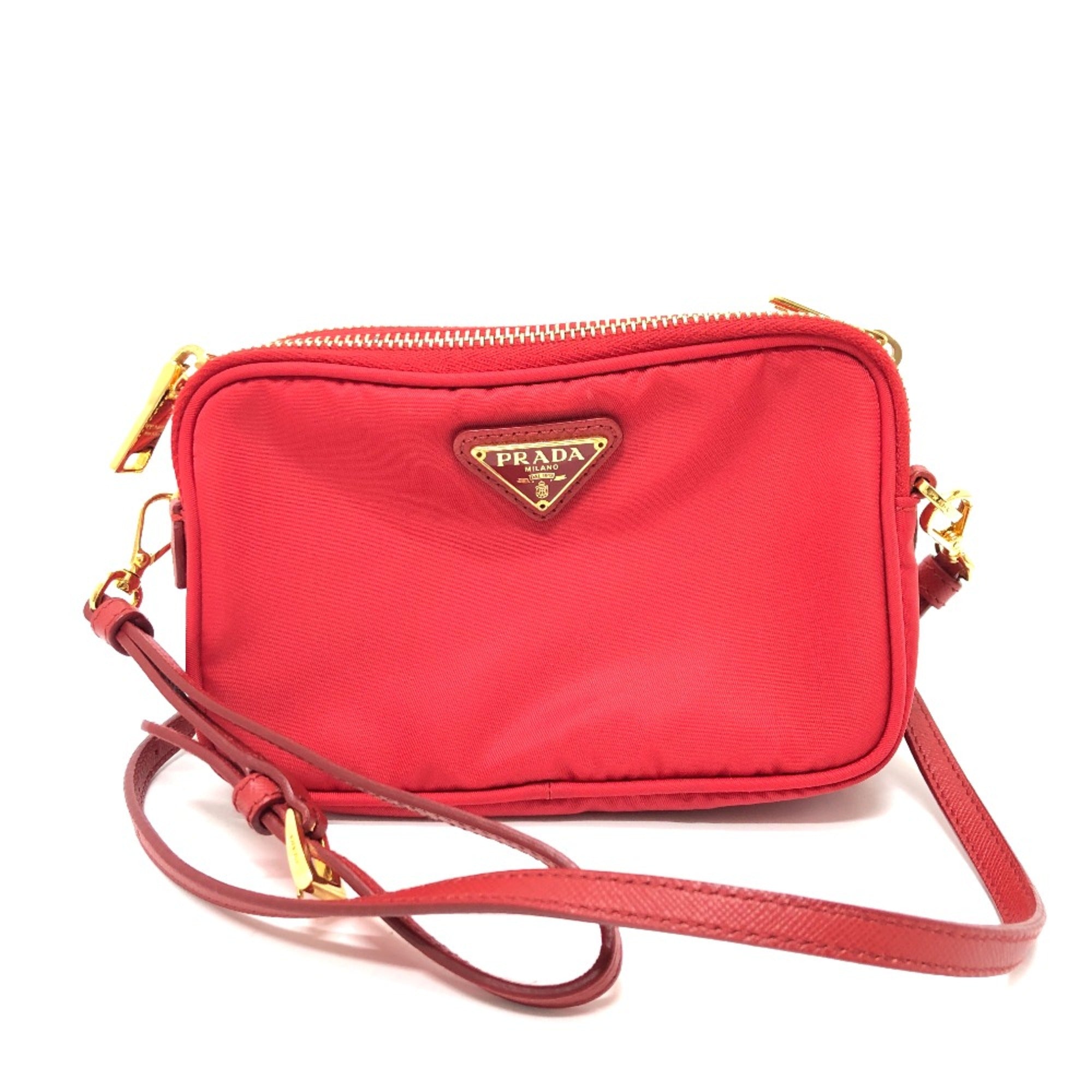 Prada Red Cloth Shoulder Bag (Pre-Owned)