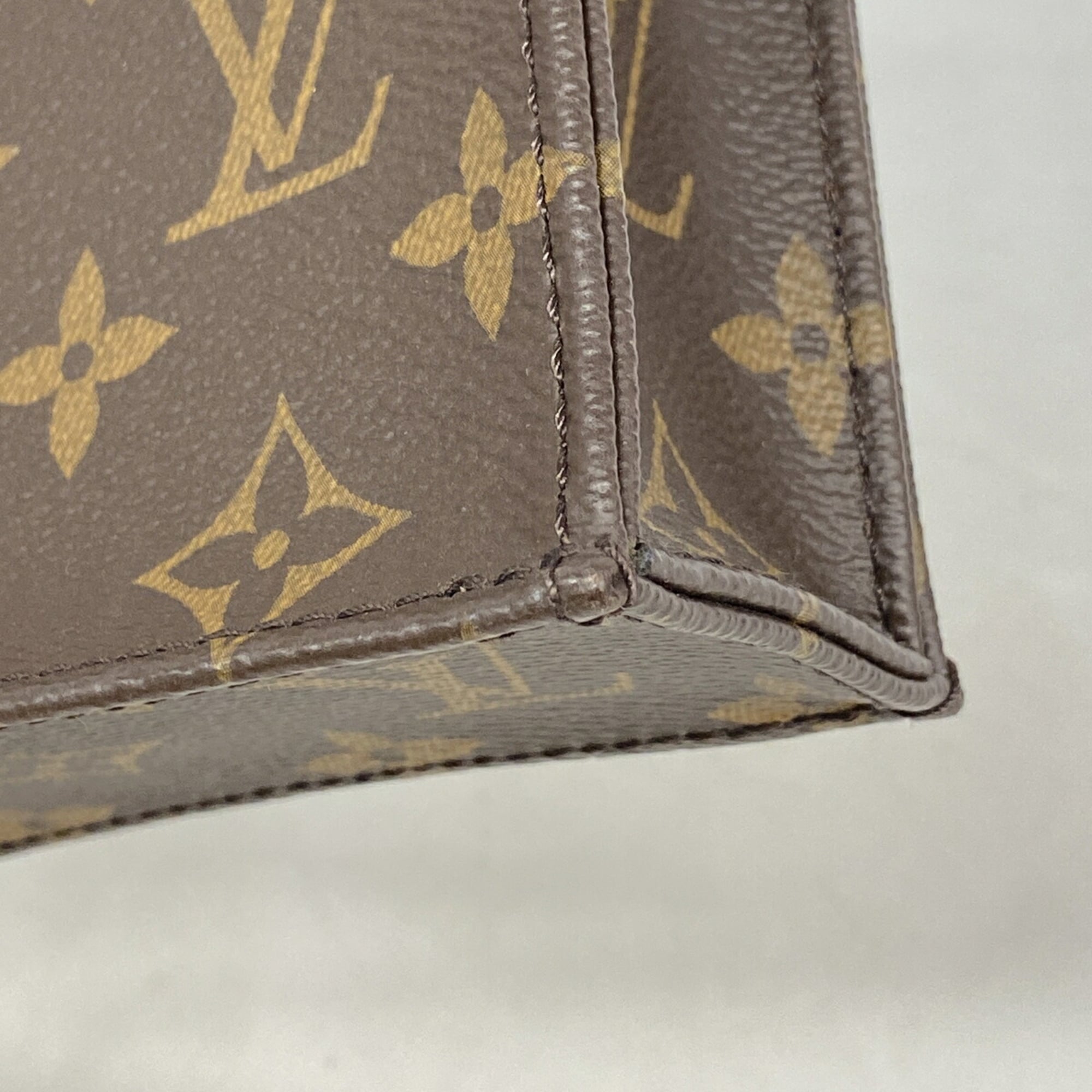 Louis Vuitton Brown Handbag (Pre-Owned)