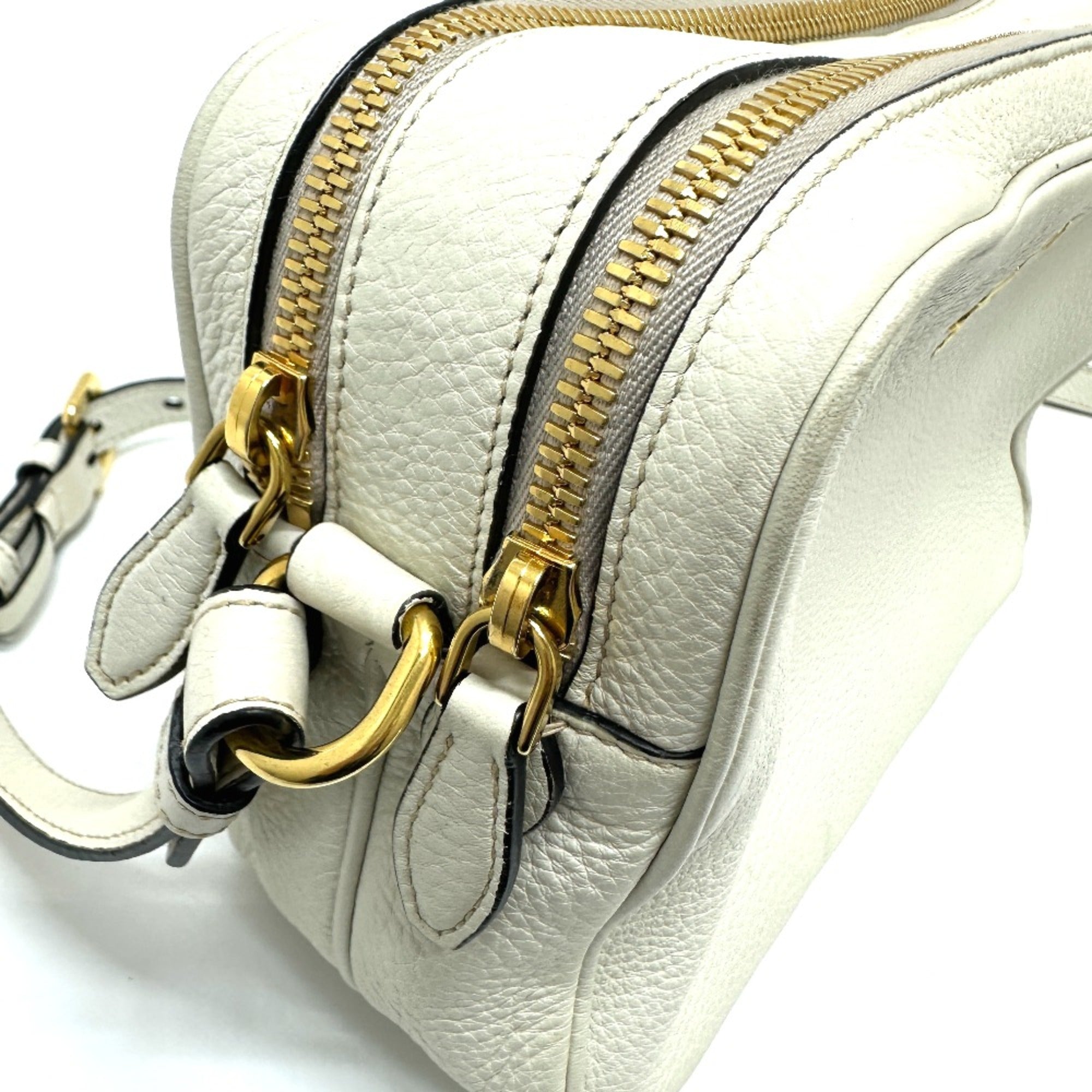 Prada White Leather Shoulder Bag (Pre-Owned)