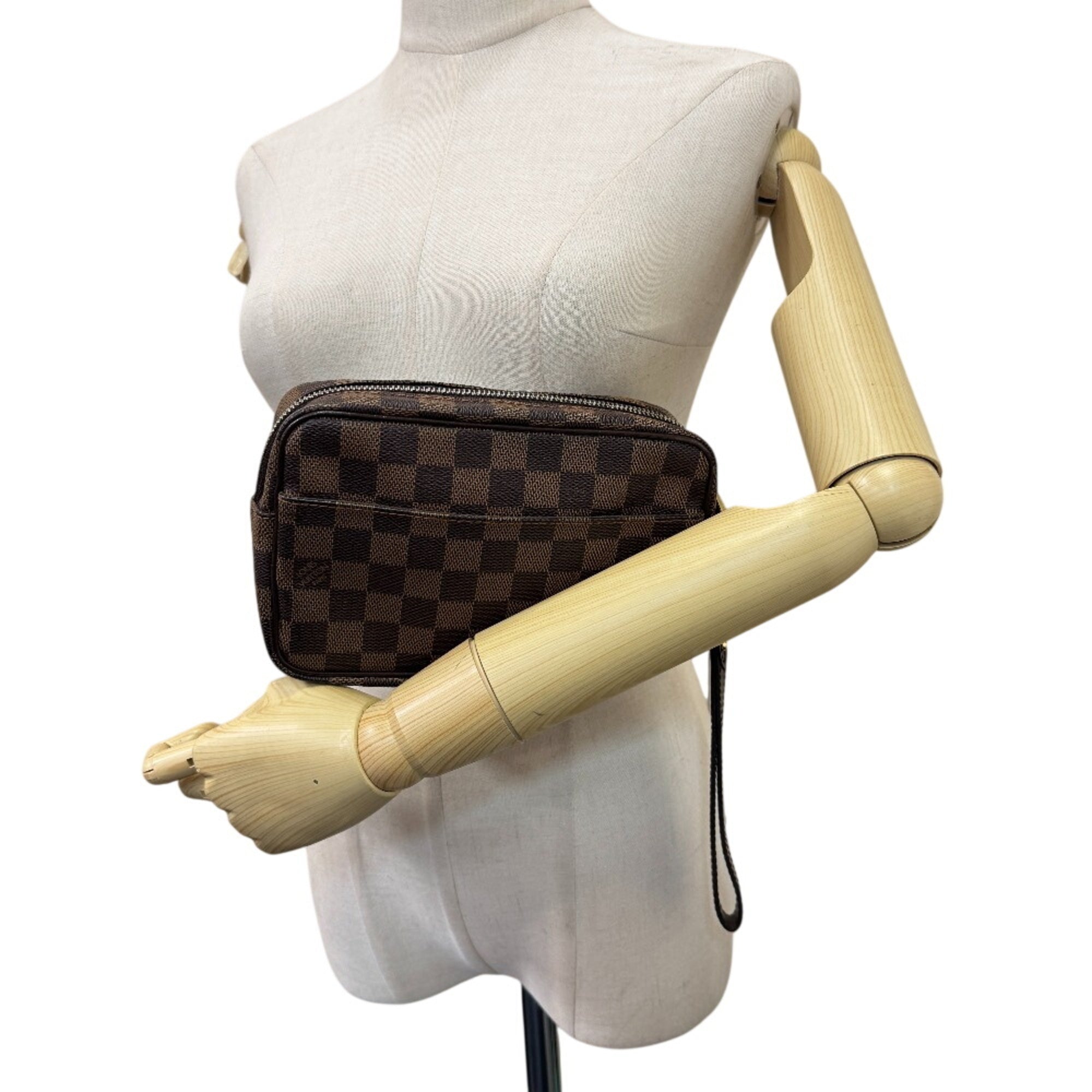 Louis Vuitton Brown Leather Clutch Bag Pouch (Pre-Owned)