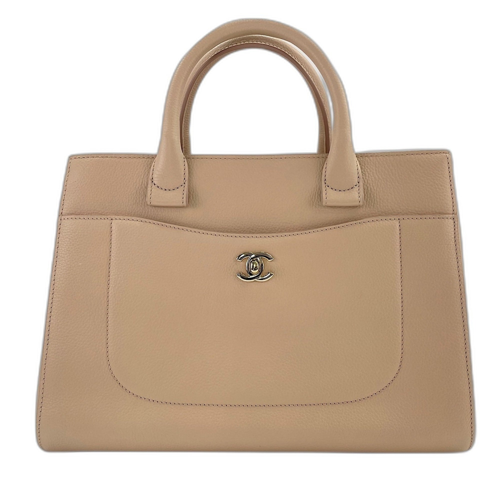 Chanel Pink Handbag (Pre-Owned)