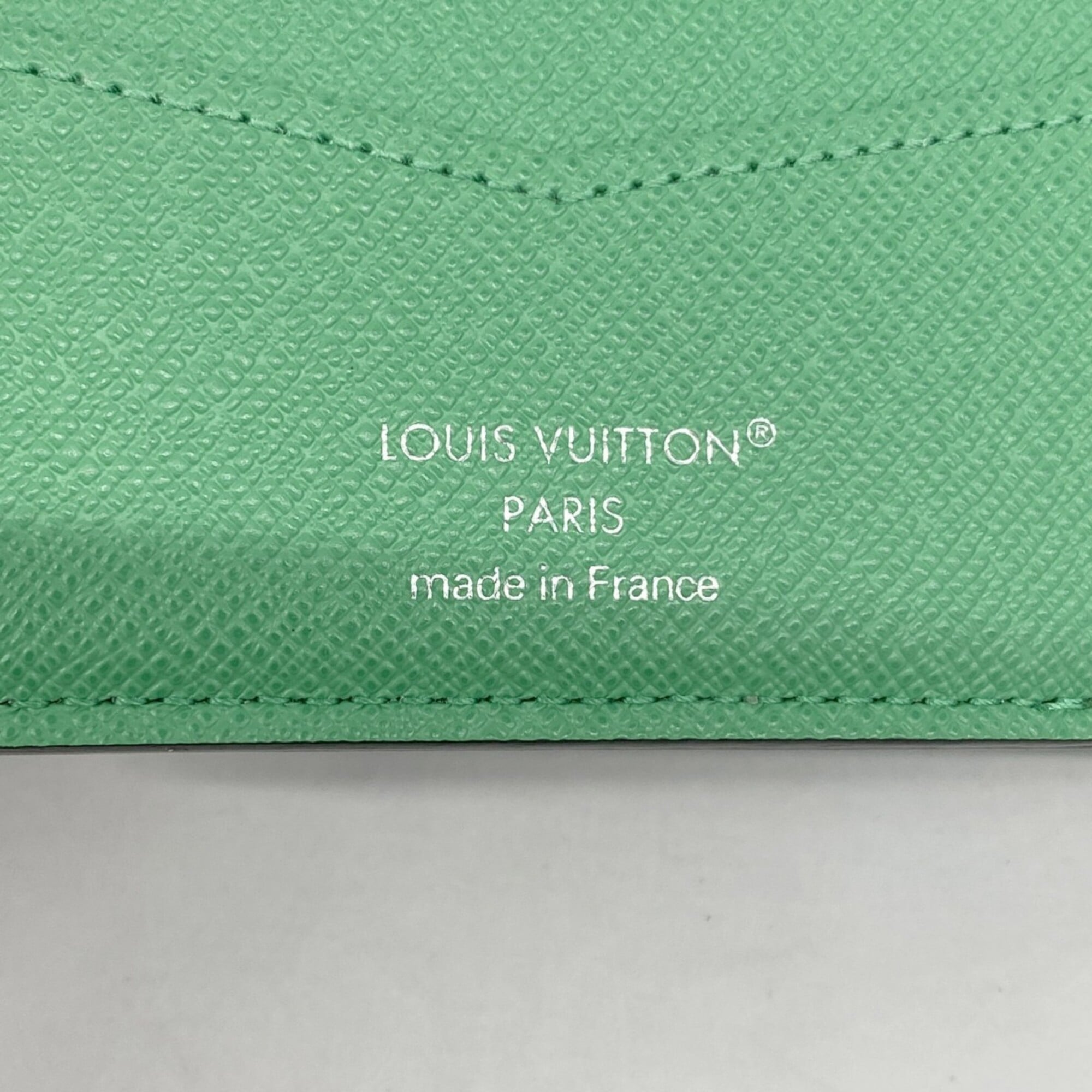 Louis Vuitton Black Wallet (Bi-Fold) (Pre-Owned)