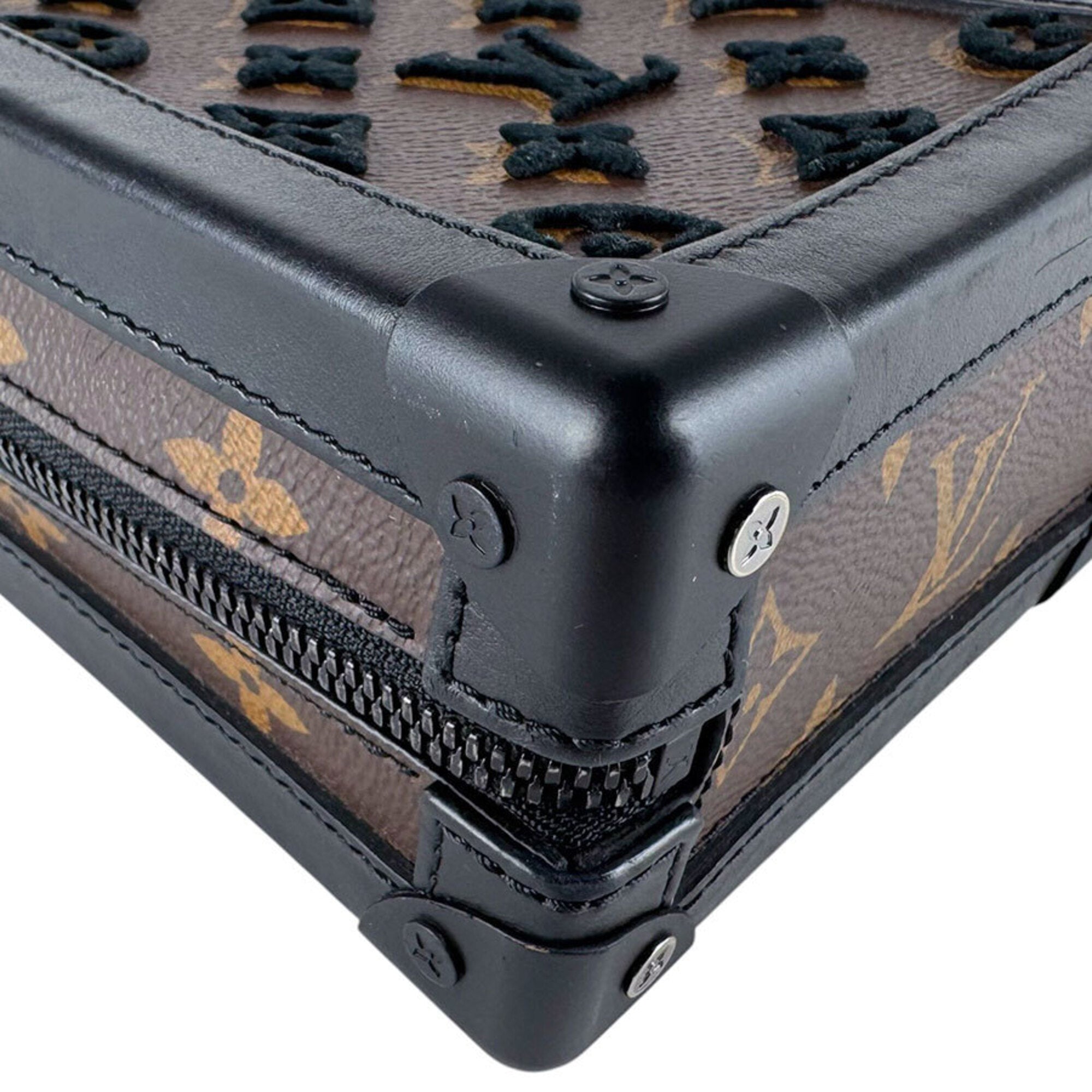 Louis Vuitton Black Brown Shoulder Bag (Pre-Owned)