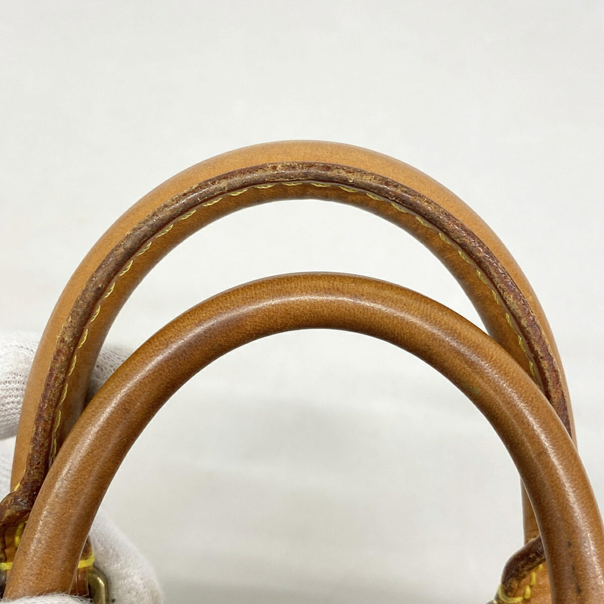 Louis Vuitton Brown Handbag (Pre-Owned)