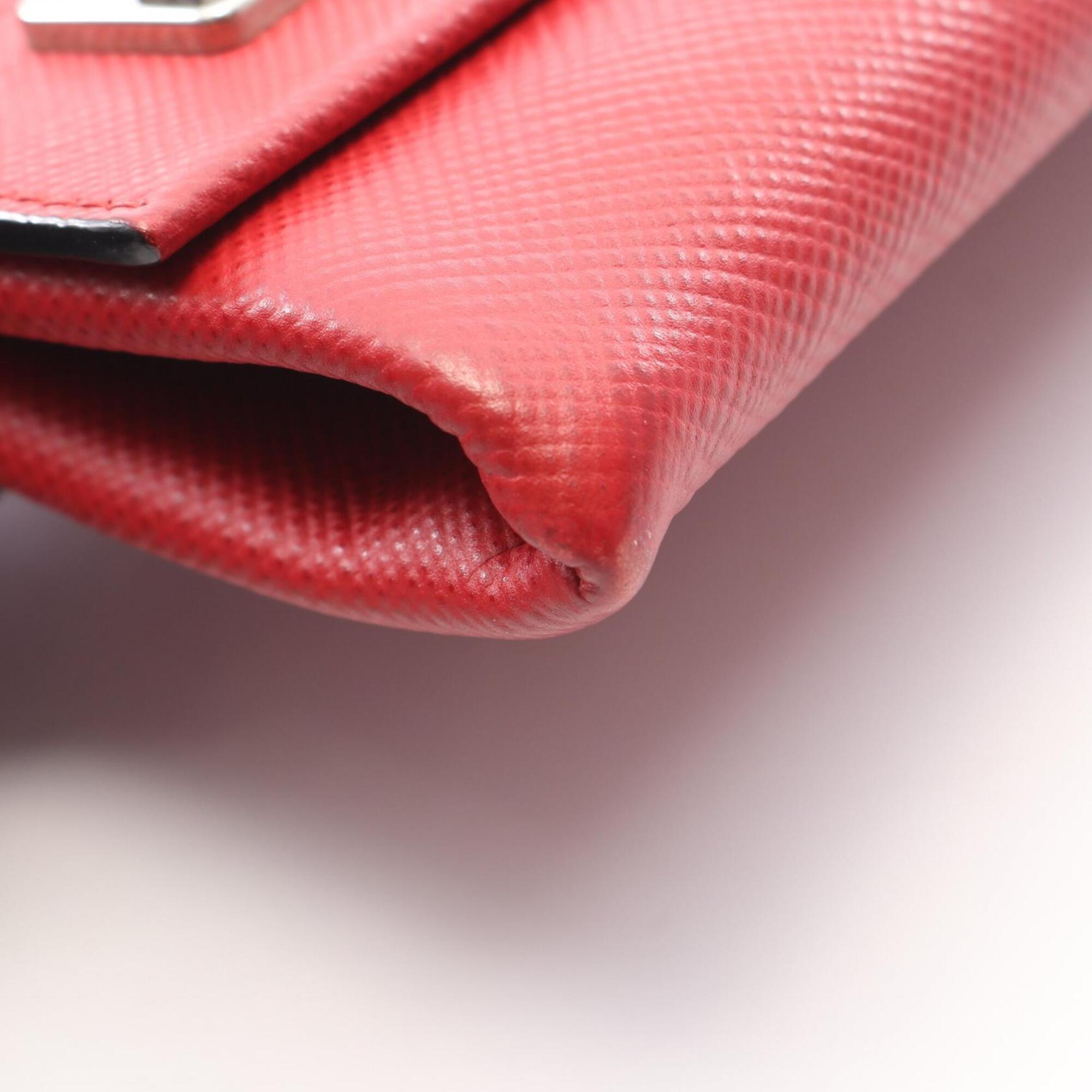 Prada Red Color Saffiano Triangle Handbag Shoulder Bag (Pre-Owned)