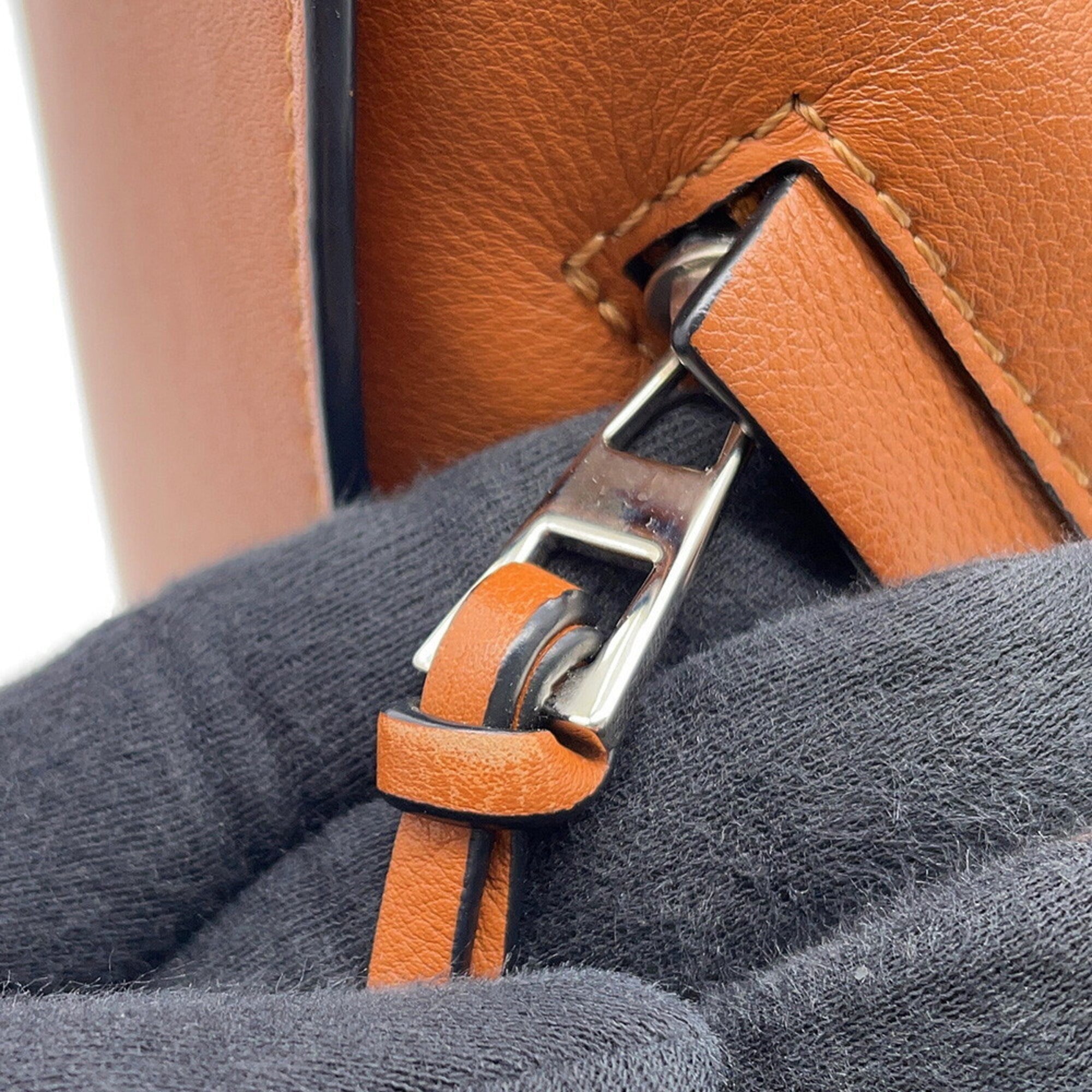Loewe Hammock Brown Leather Handbag Shoulder Bag (Pre-Owned)
