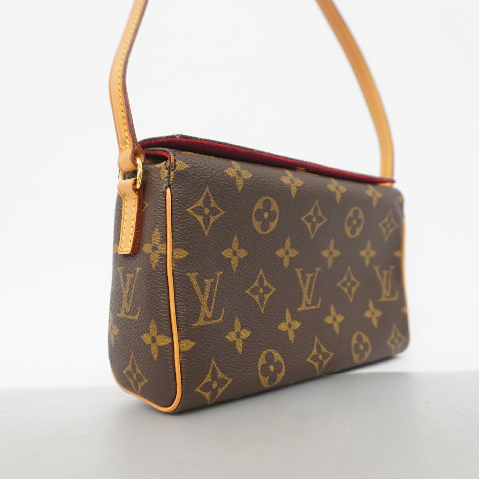 Louis Vuitton Brown Handbag (Pre-Owned)