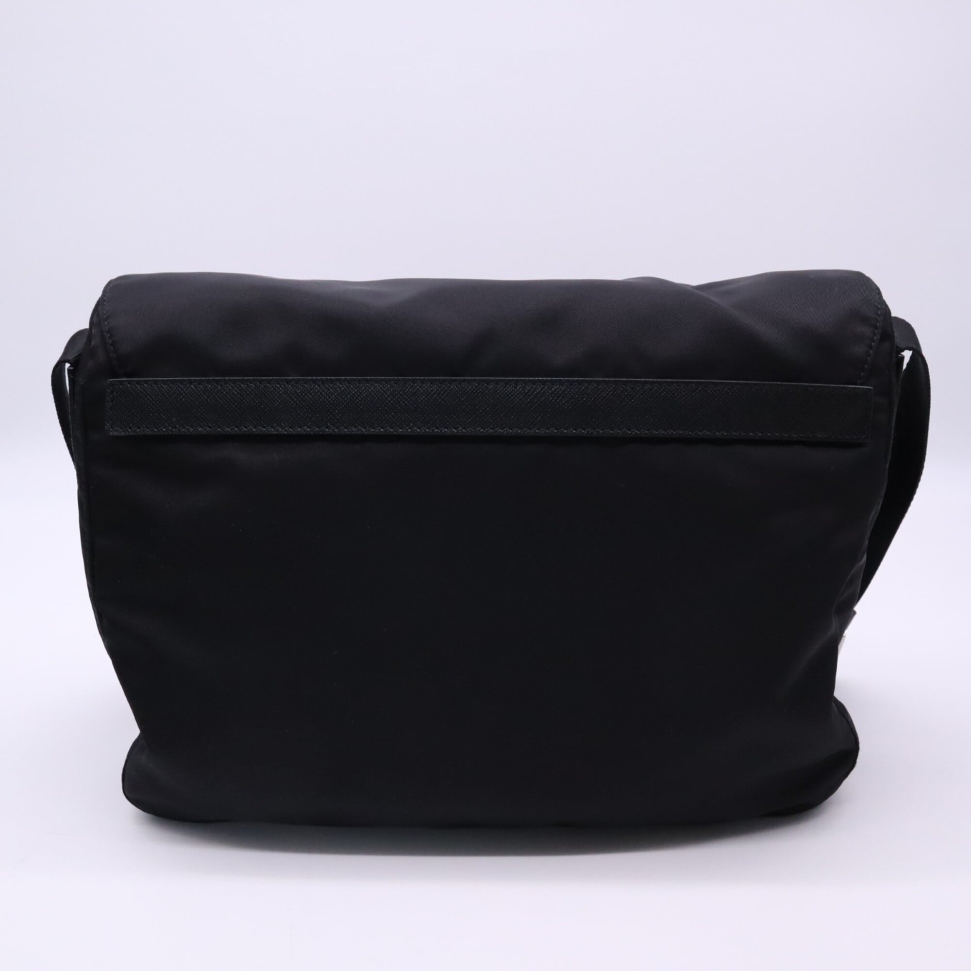 Prada Saffiano Black Nylon Saffiano Shoulder Bag (Pre-Owned)