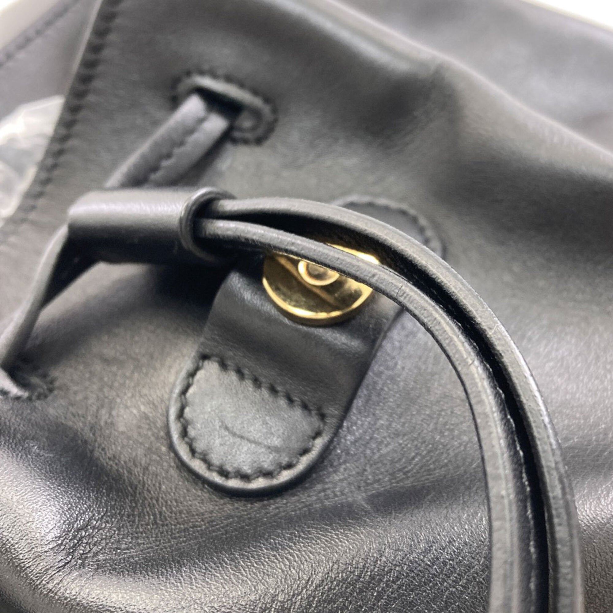 Salvatore Ferragamo Black Leather Backpack (Pre-Owned)
