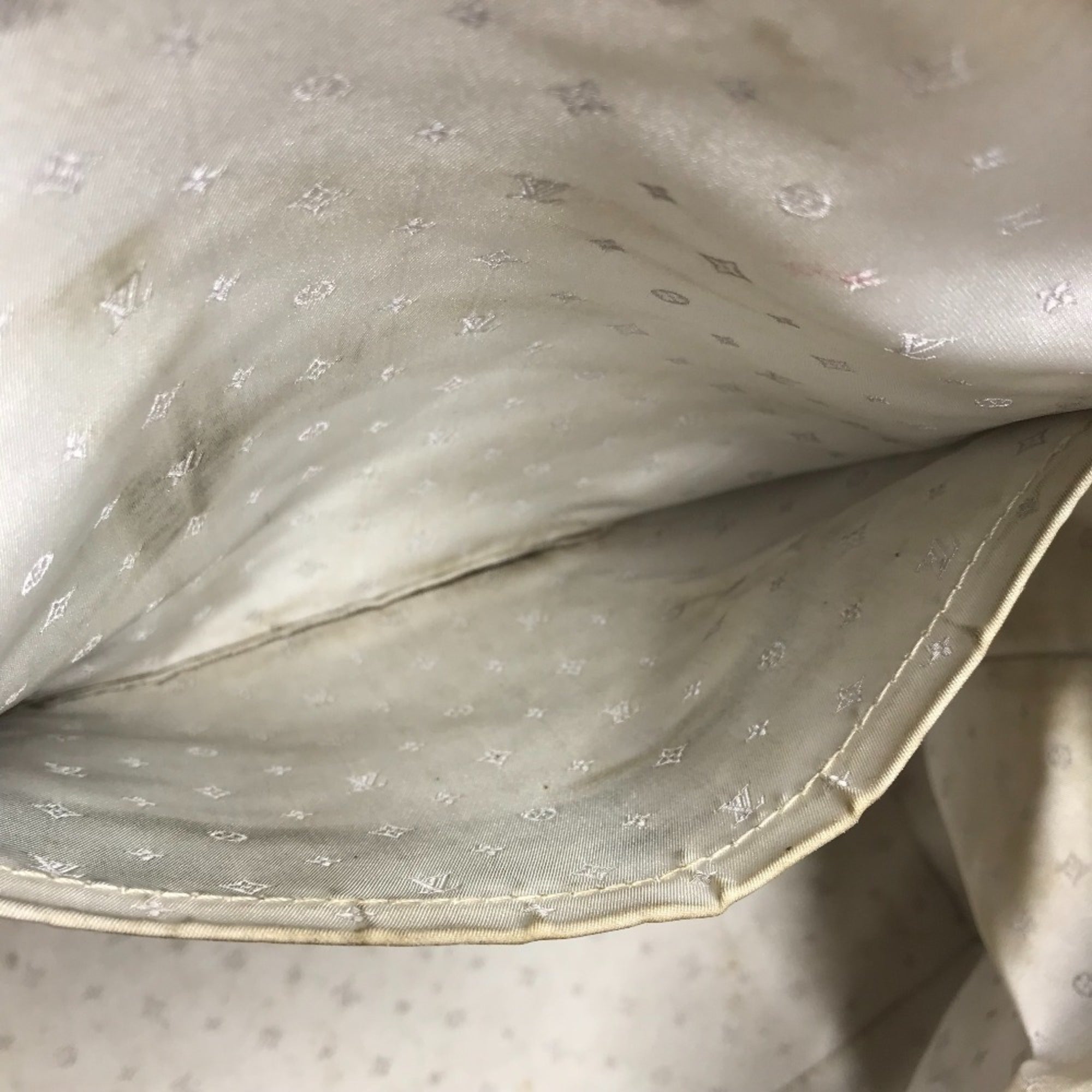 Louis Vuitton Blanc White Suhali Leather Handbag Shoulder Bag Tote Bag (Pre-Owned)