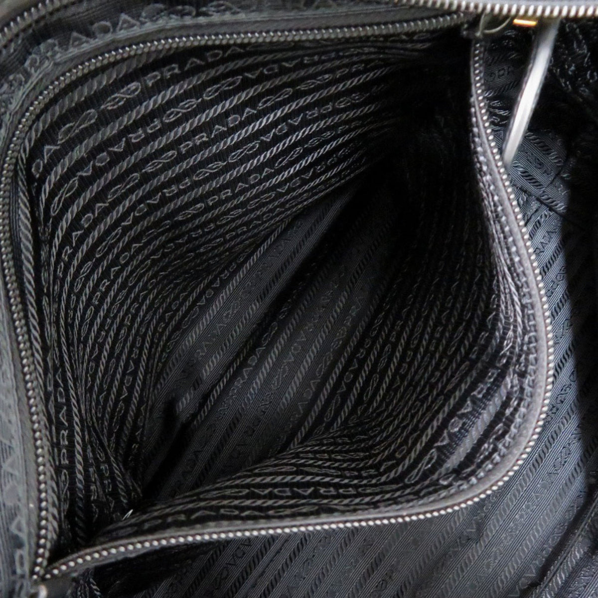 Prada Black Nylon Tote Bag (Pre-Owned)