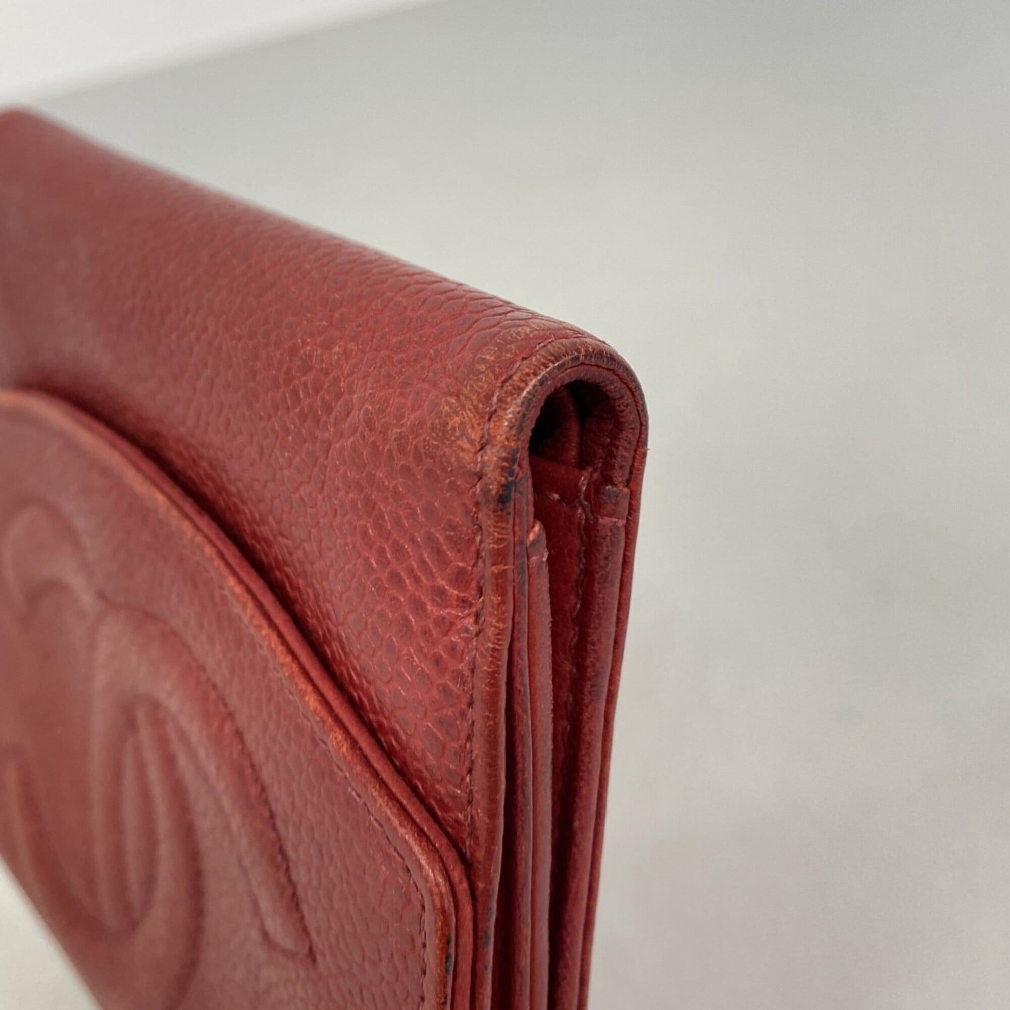 Chanel Red Color Grained Calfskin Wallet (Bi-Fold) (Pre-Owned)