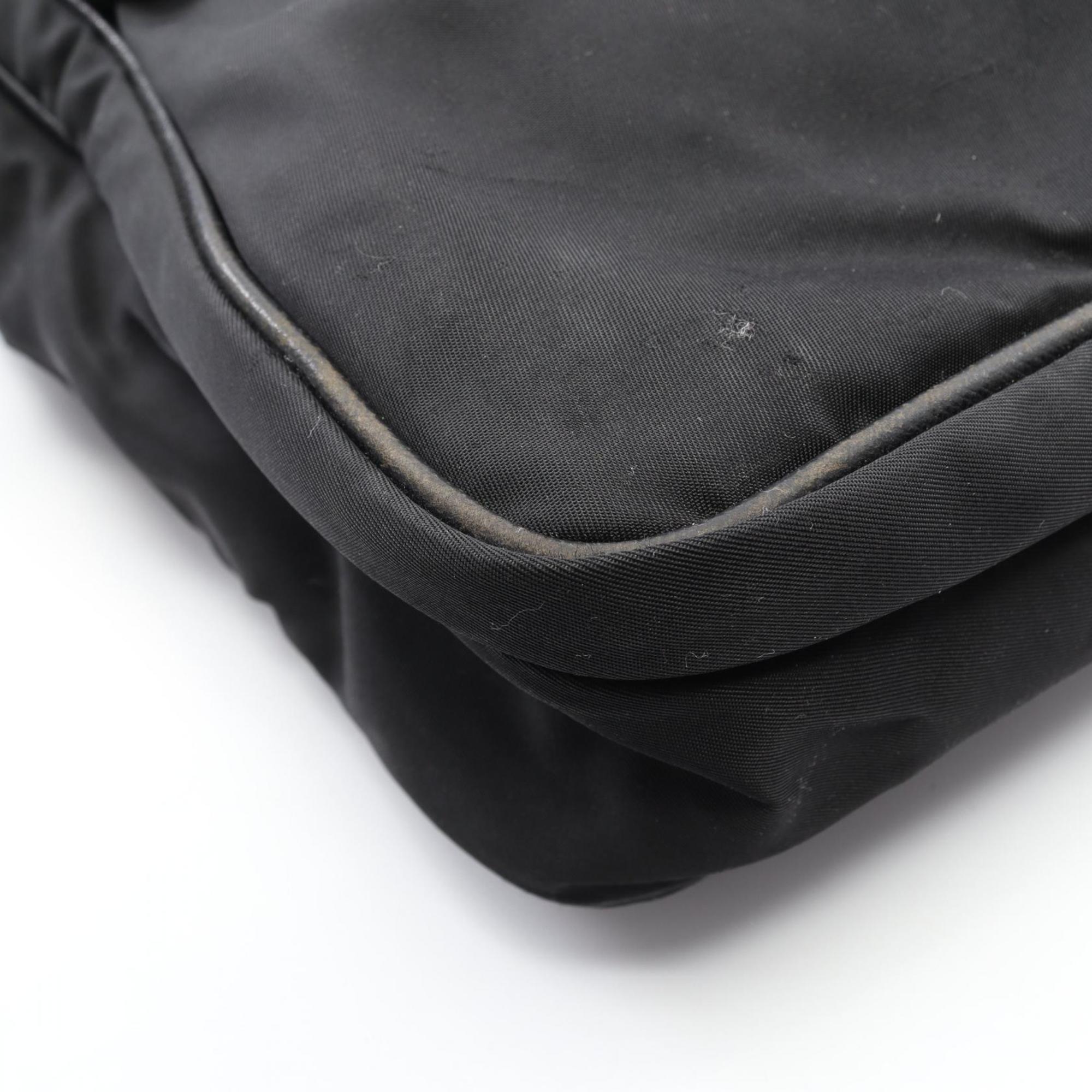 Prada Black Nylon Saffiano Triangle Shoulder Bag (Pre-Owned)