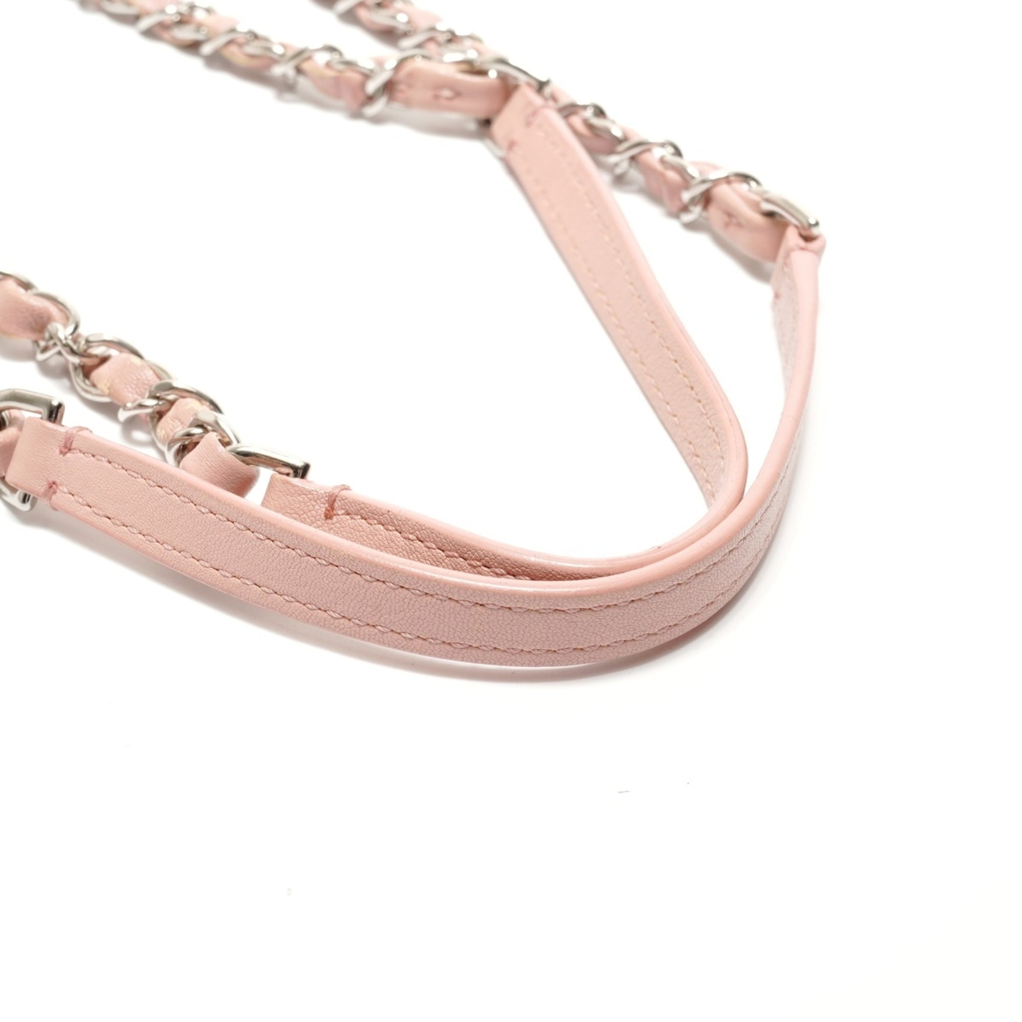 Chanel Pink Shoulder Bag (Pre-Owned)