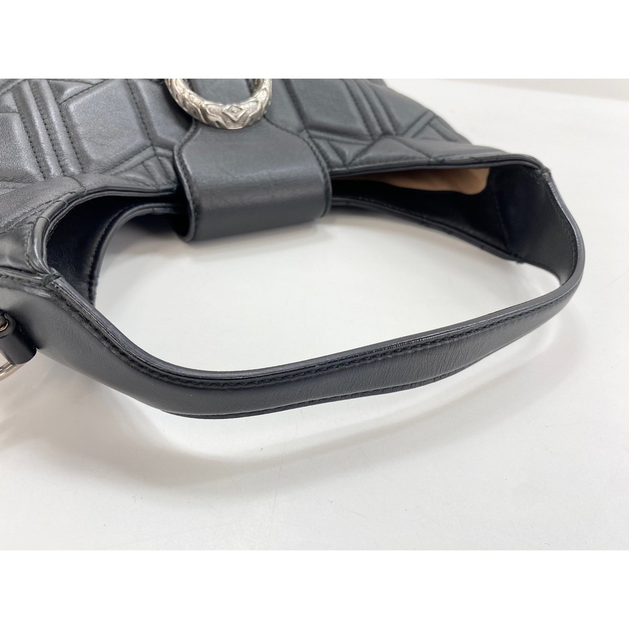 Gucci Black Leather Shoulder Bag (Pre-Owned)