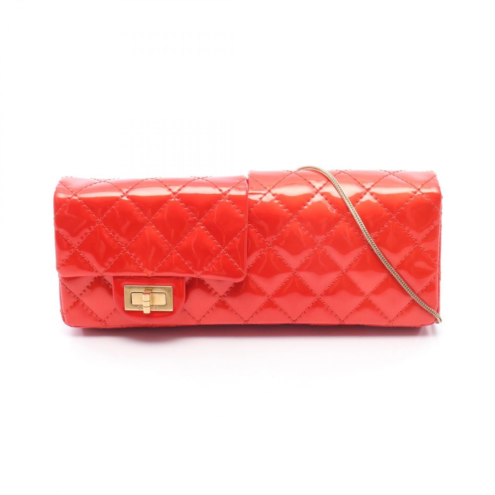 Chanel Red Color Patent Leather Handbag Shoulder Bag (Pre-Owned)