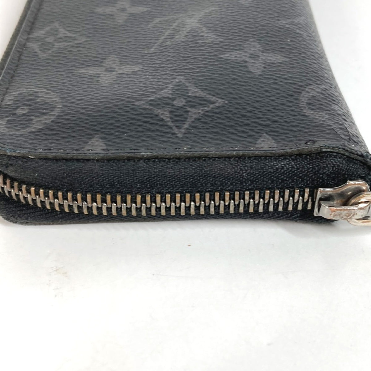 Louis Vuitton Black Monogram Eclipse Long Wallet (Bi-Fold) (Pre-Owned)