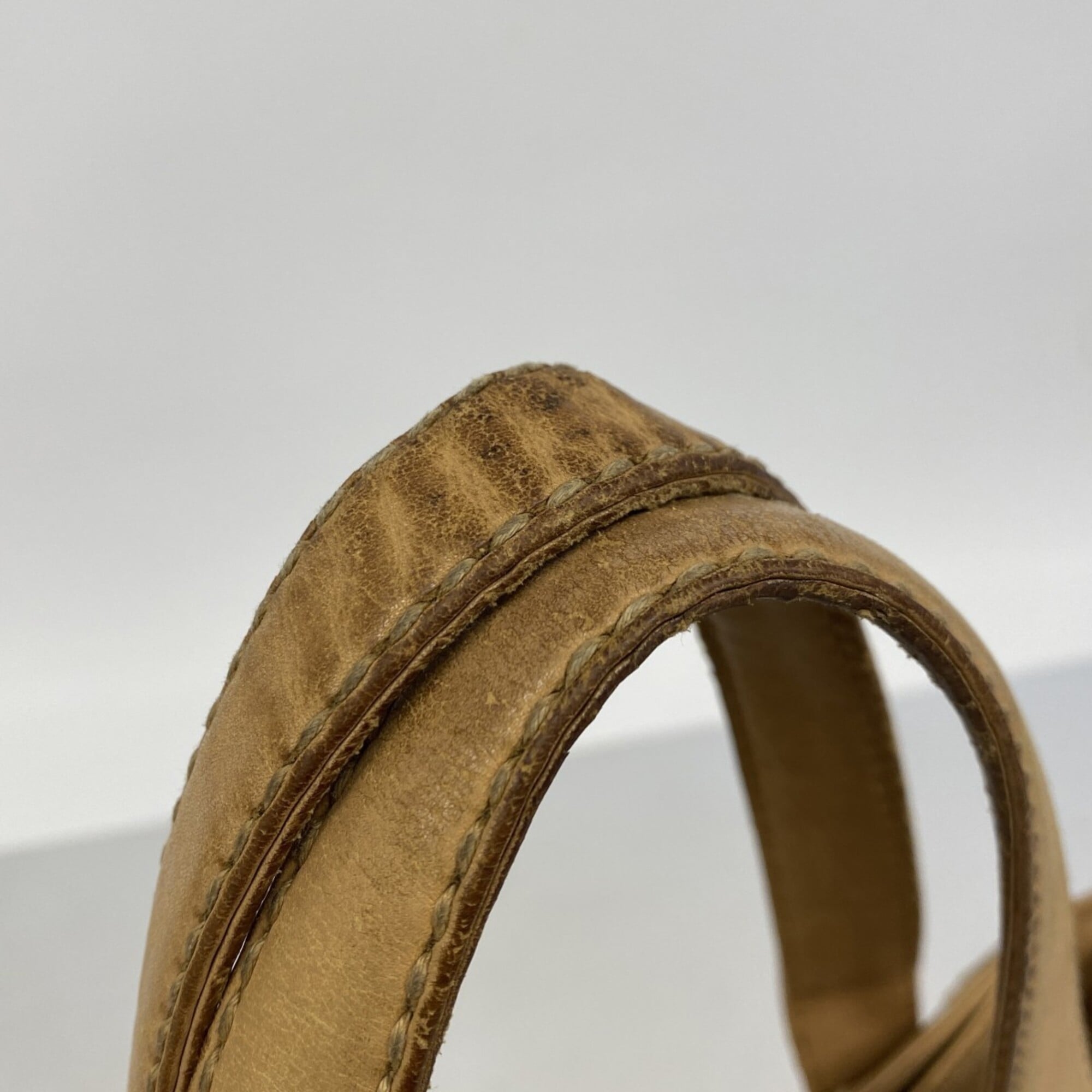 Chanel Beige Leather Tote Bag (Pre-Owned)