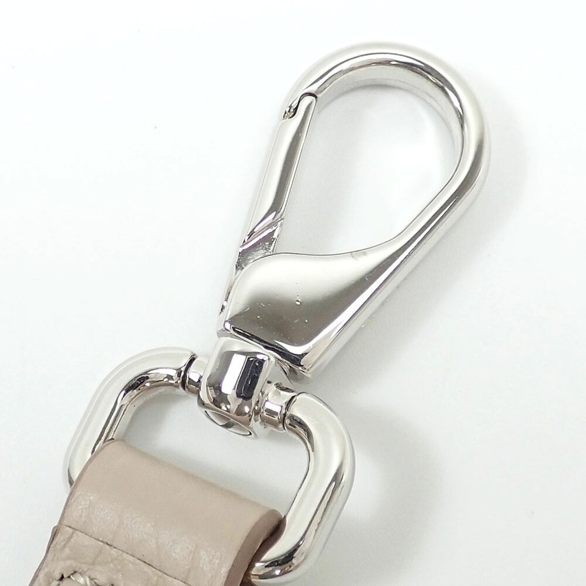 Tod's Beige Leather Shoulder Bag (Pre-Owned)