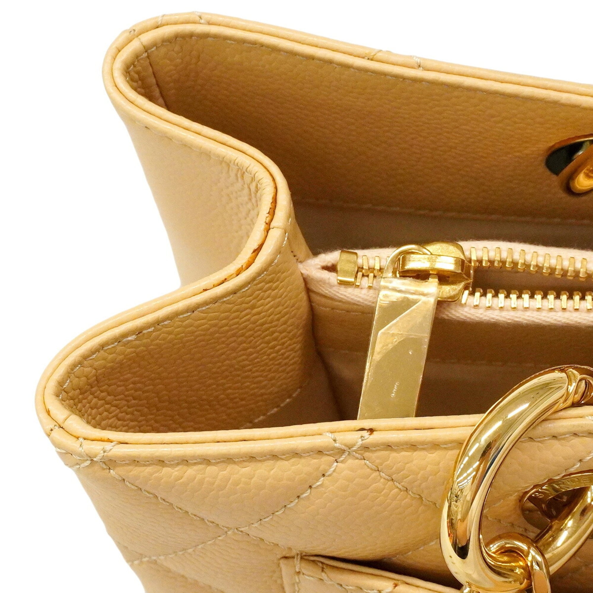 Chanel Beige Grained Calfskin Tote Bag (Pre-Owned)