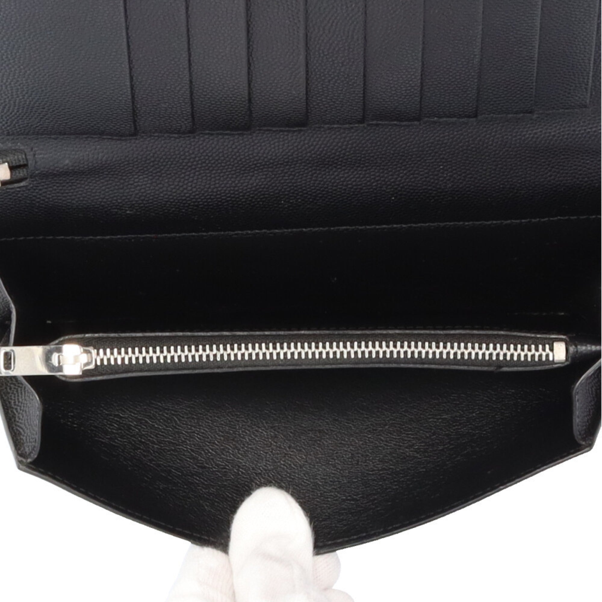 Saint Laurent Black Leather Long Wallet (Bi-Fold) (Pre-Owned)