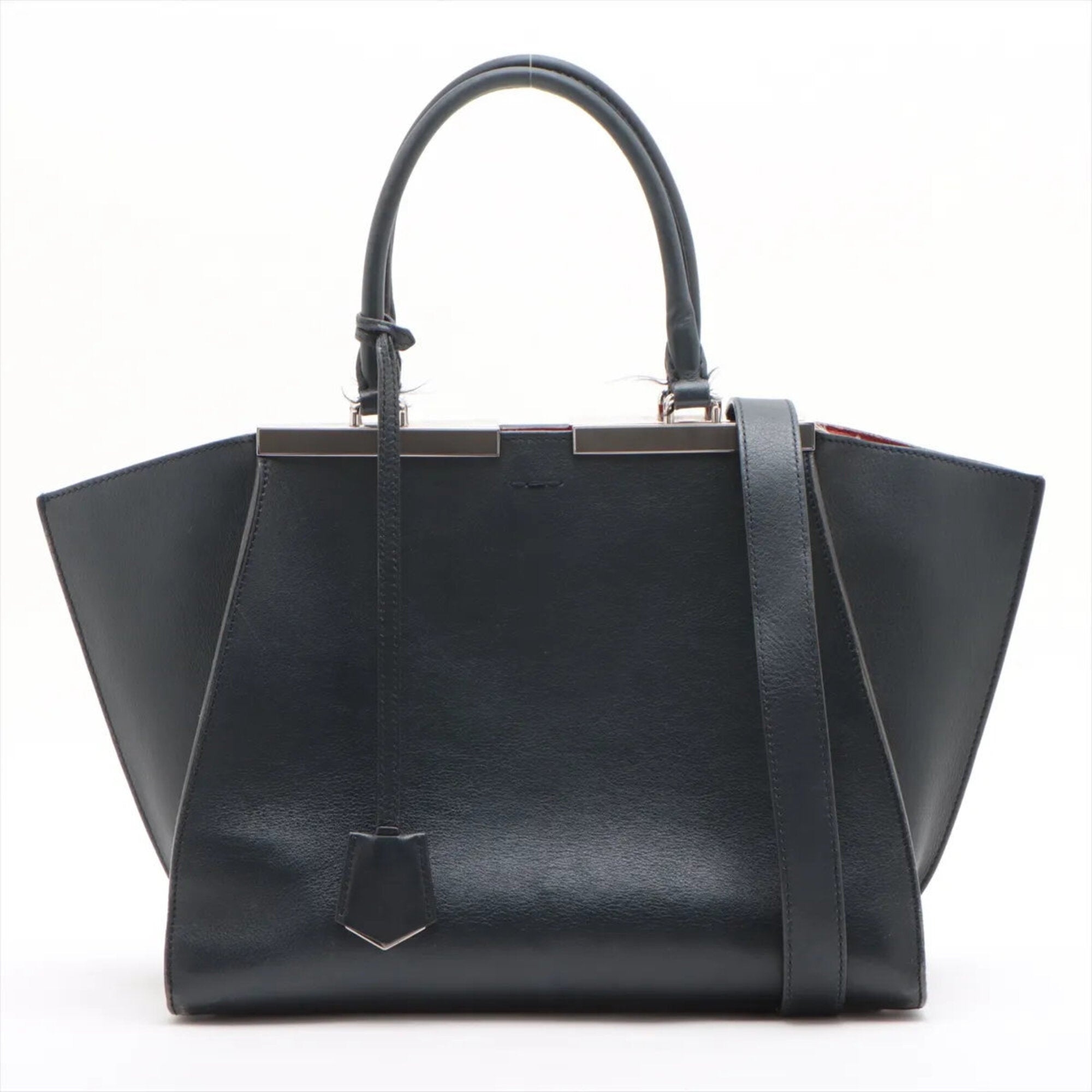 Fendi Black Leather Handbag Tote Bag (Pre-Owned)