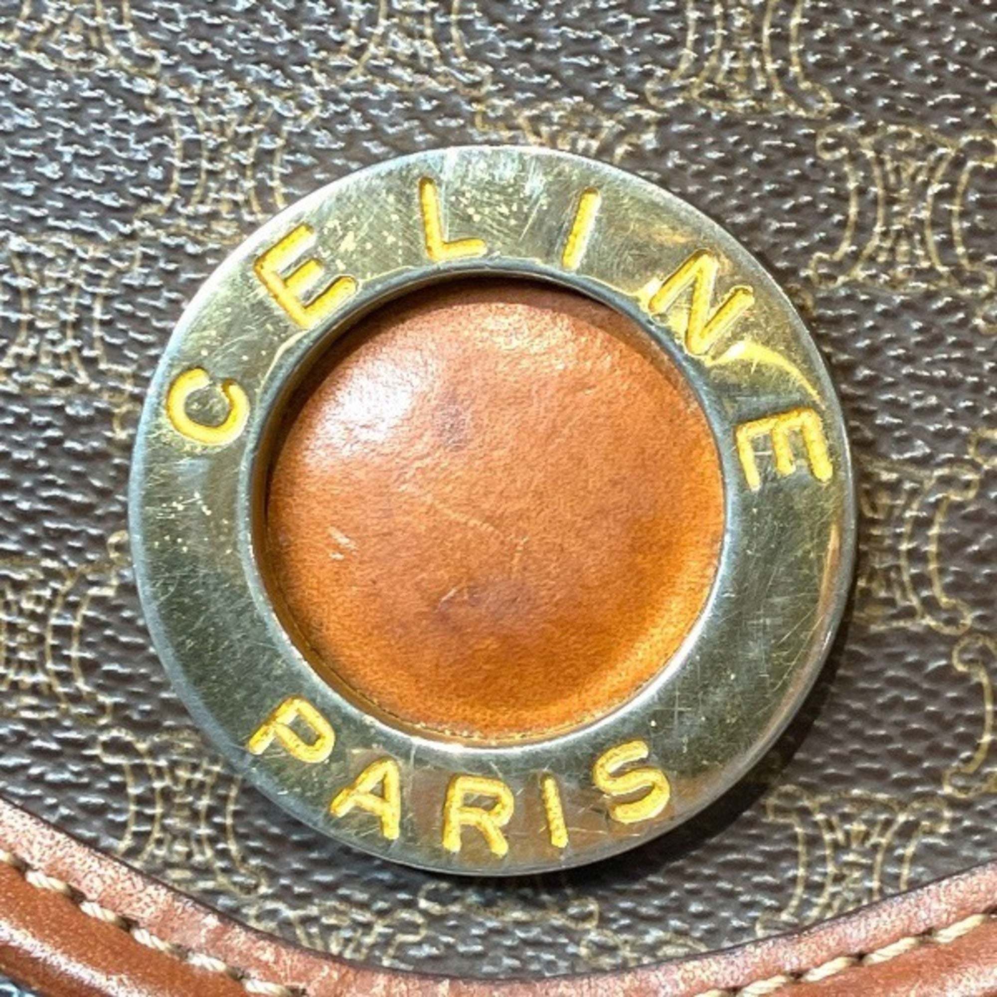 Celine Brown Leather Shoulder Bag (Pre-Owned)