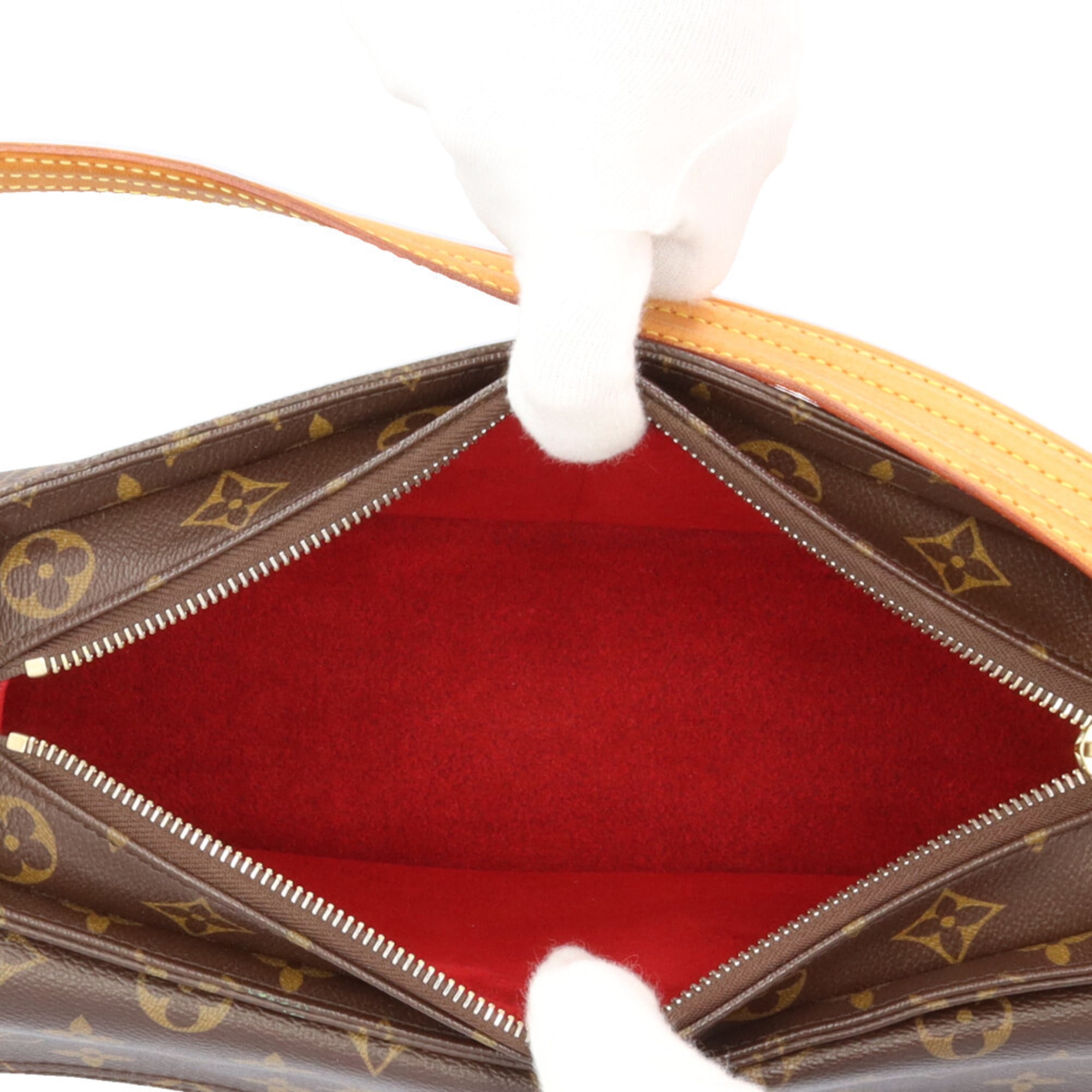 Louis Vuitton Brown Monogram Canvas Shoulder Bag (Pre-Owned)