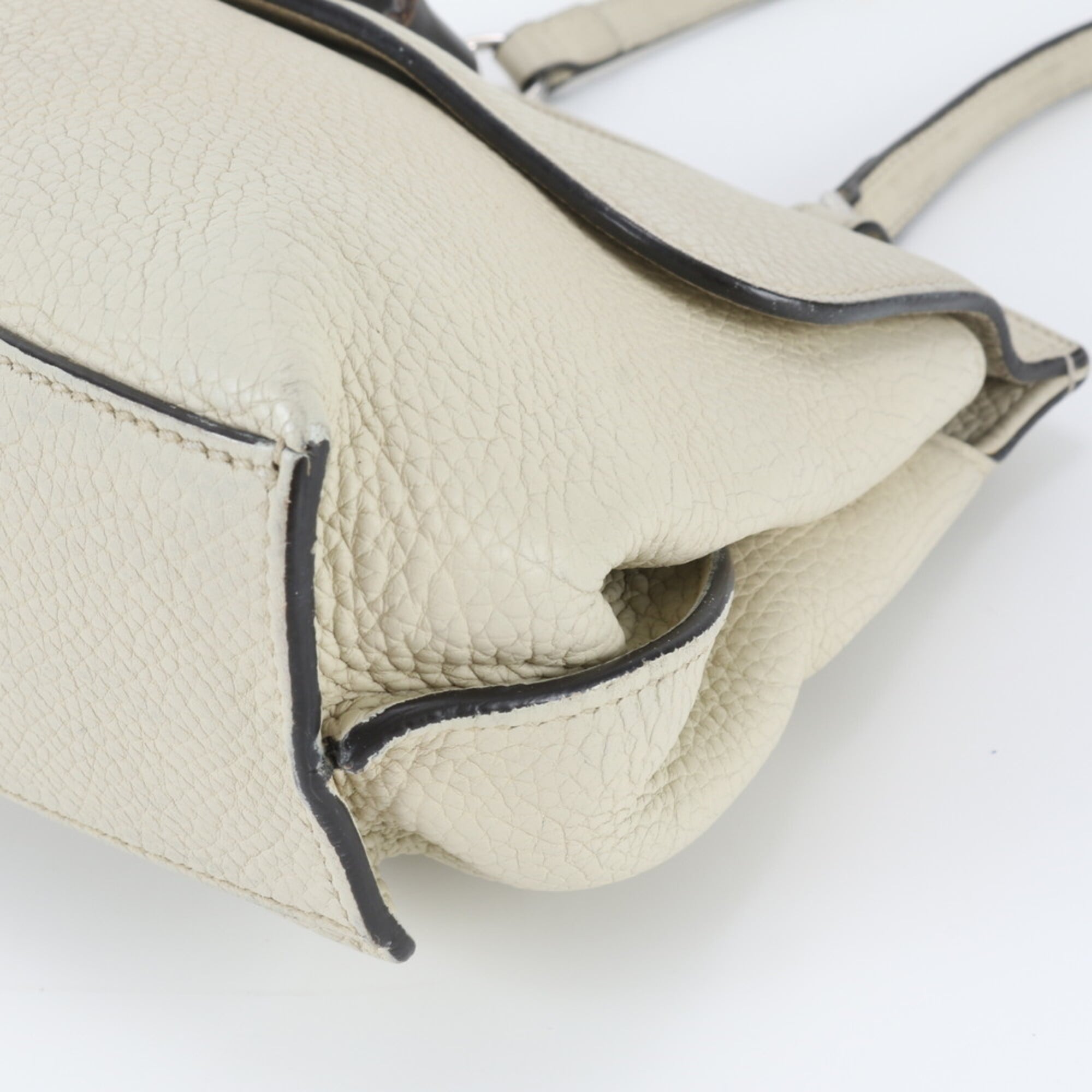 Gucci Bamboo White Leather Handbag Shoulder Bag (Pre-Owned)