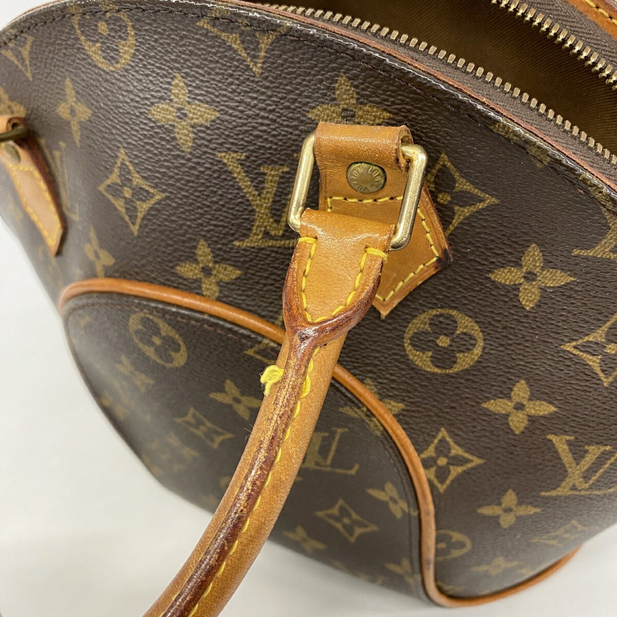 Louis Vuitton Brown Handbag (Pre-Owned)