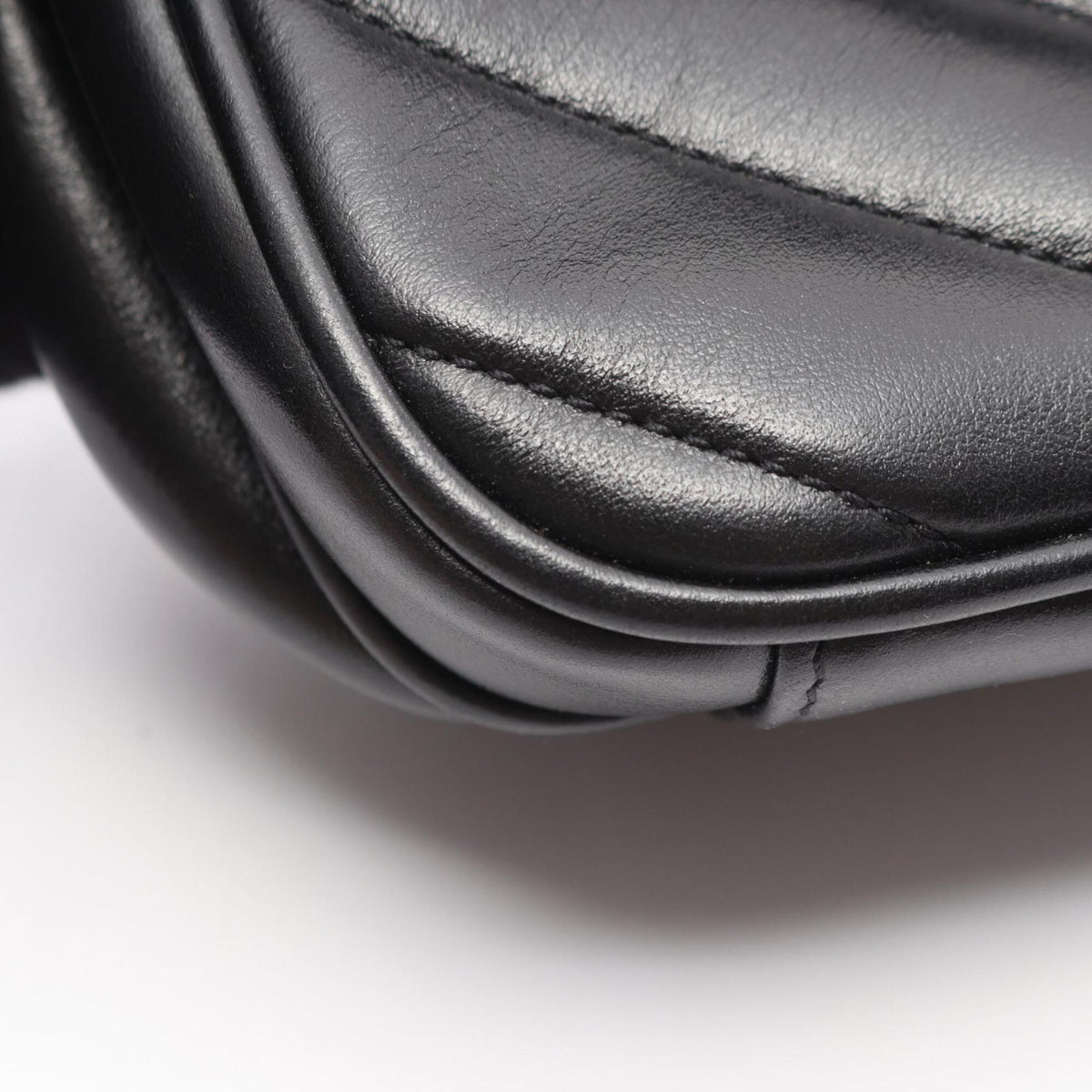 Saint Laurent Black Leather Handbag (Pre-Owned)