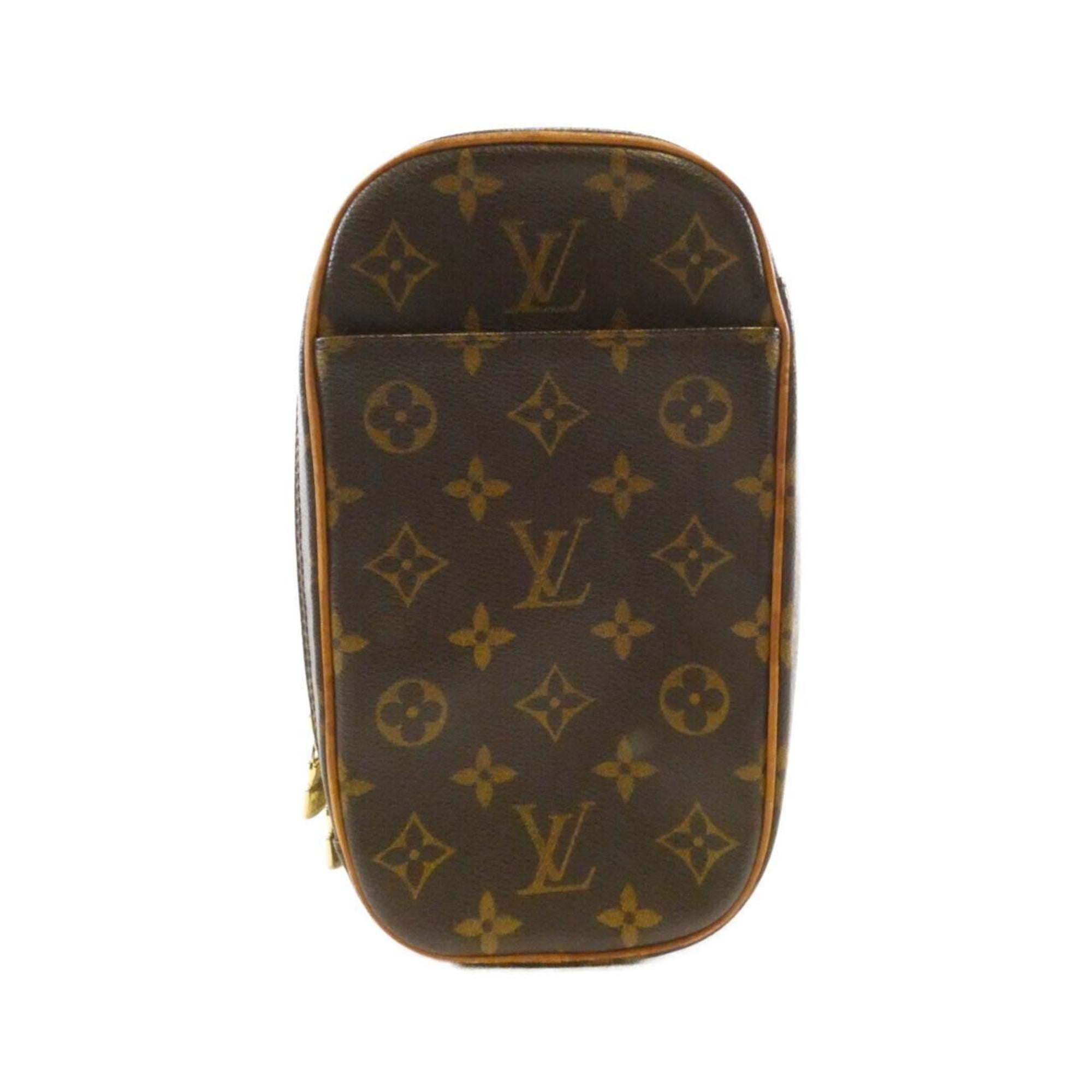 Louis Vuitton Monogram Marron Monogram Monogram Pochette Shoulder Bag (Pre-Owned)