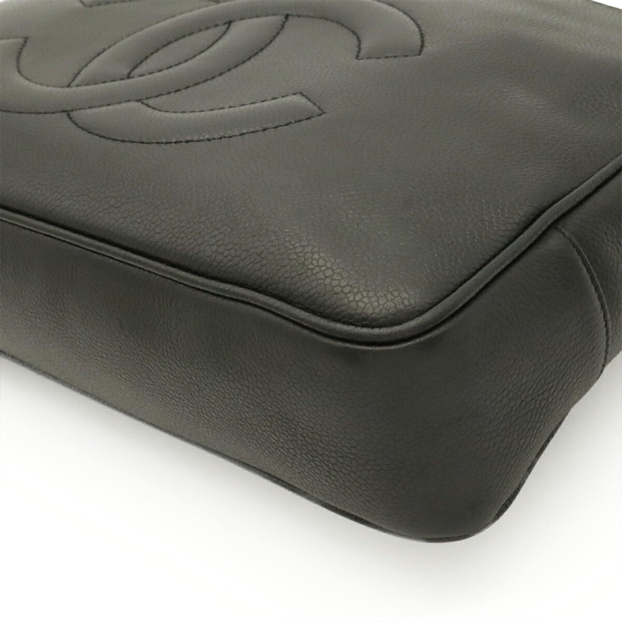 Chanel Black Grained Calfskin Shoulder Bag Tote Bag (Pre-Owned)