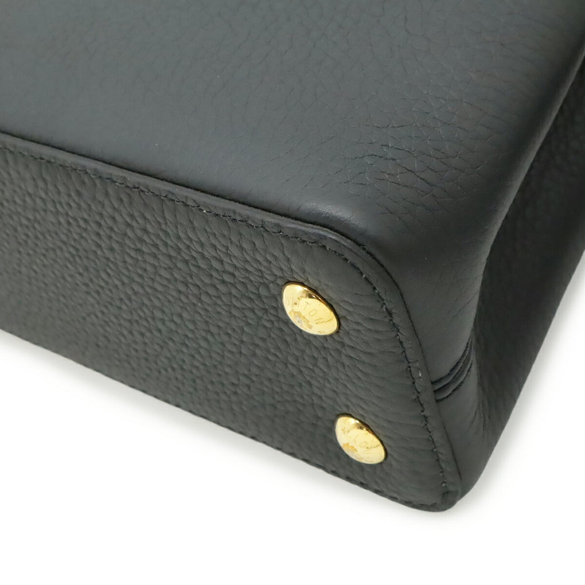 Louis Vuitton Black Noir Leather Handbag Shoulder Bag (Pre-Owned)