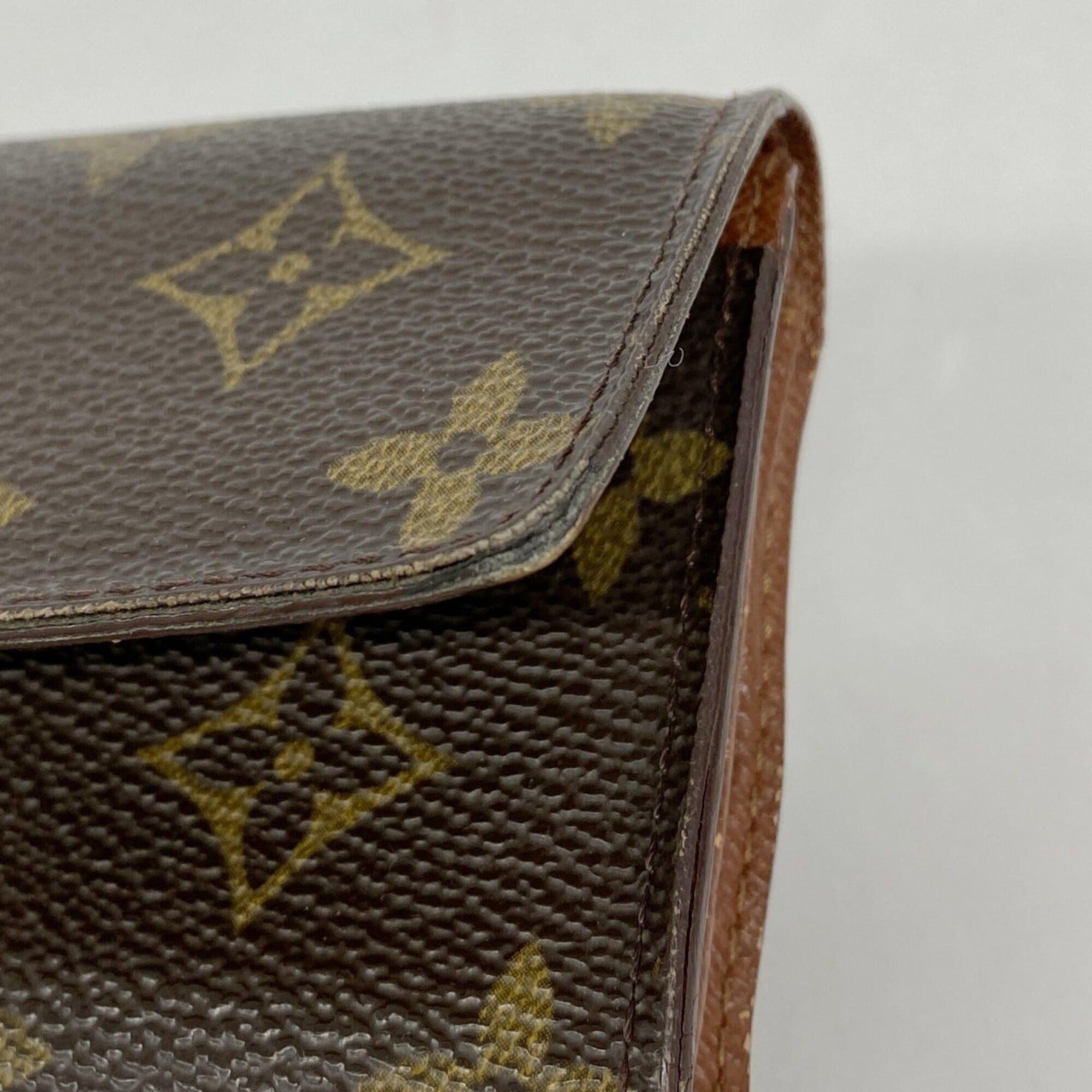 Louis Vuitton Brown Wallet (Bi-Fold) (Pre-Owned)