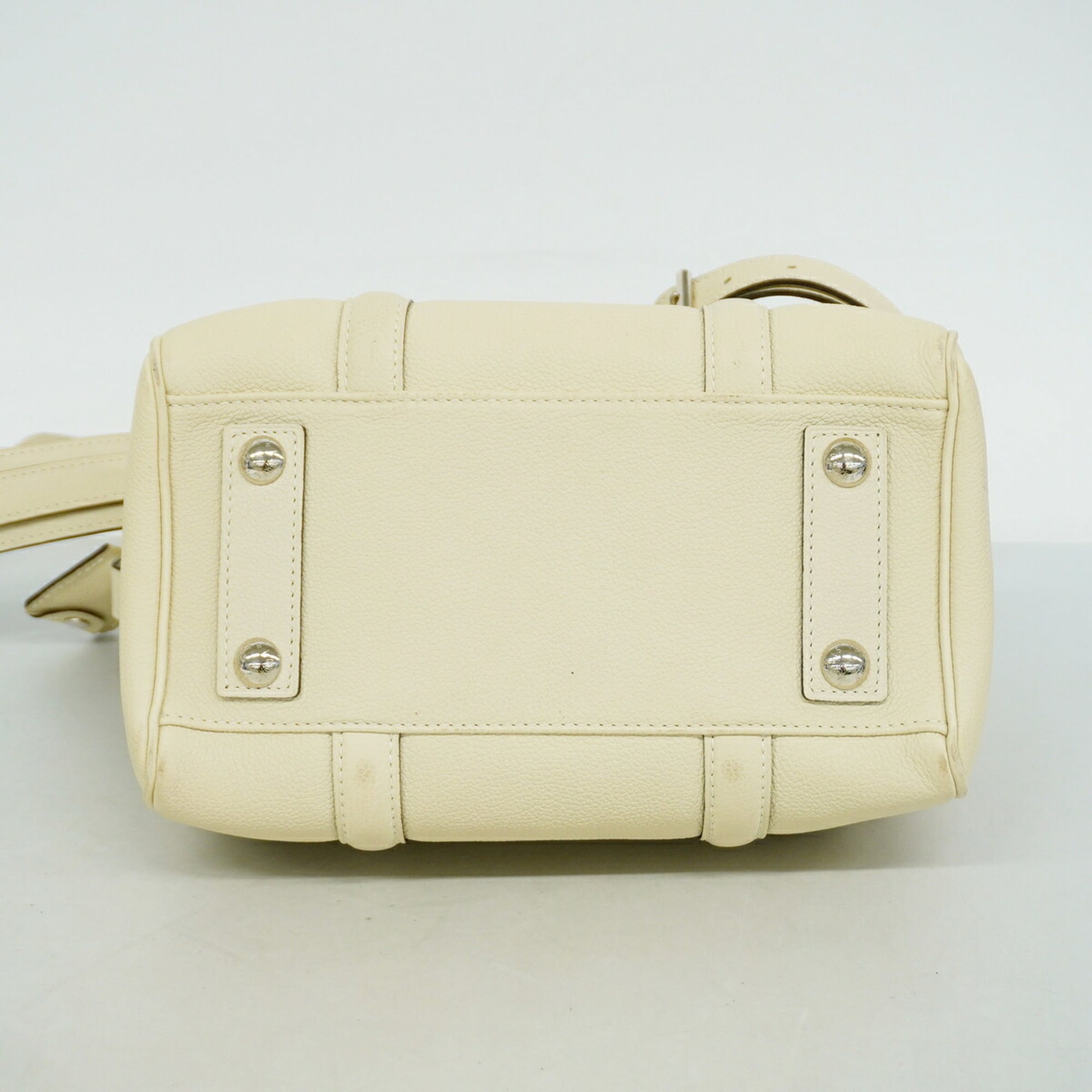 Louis Vuitton White Handbag (Pre-Owned)