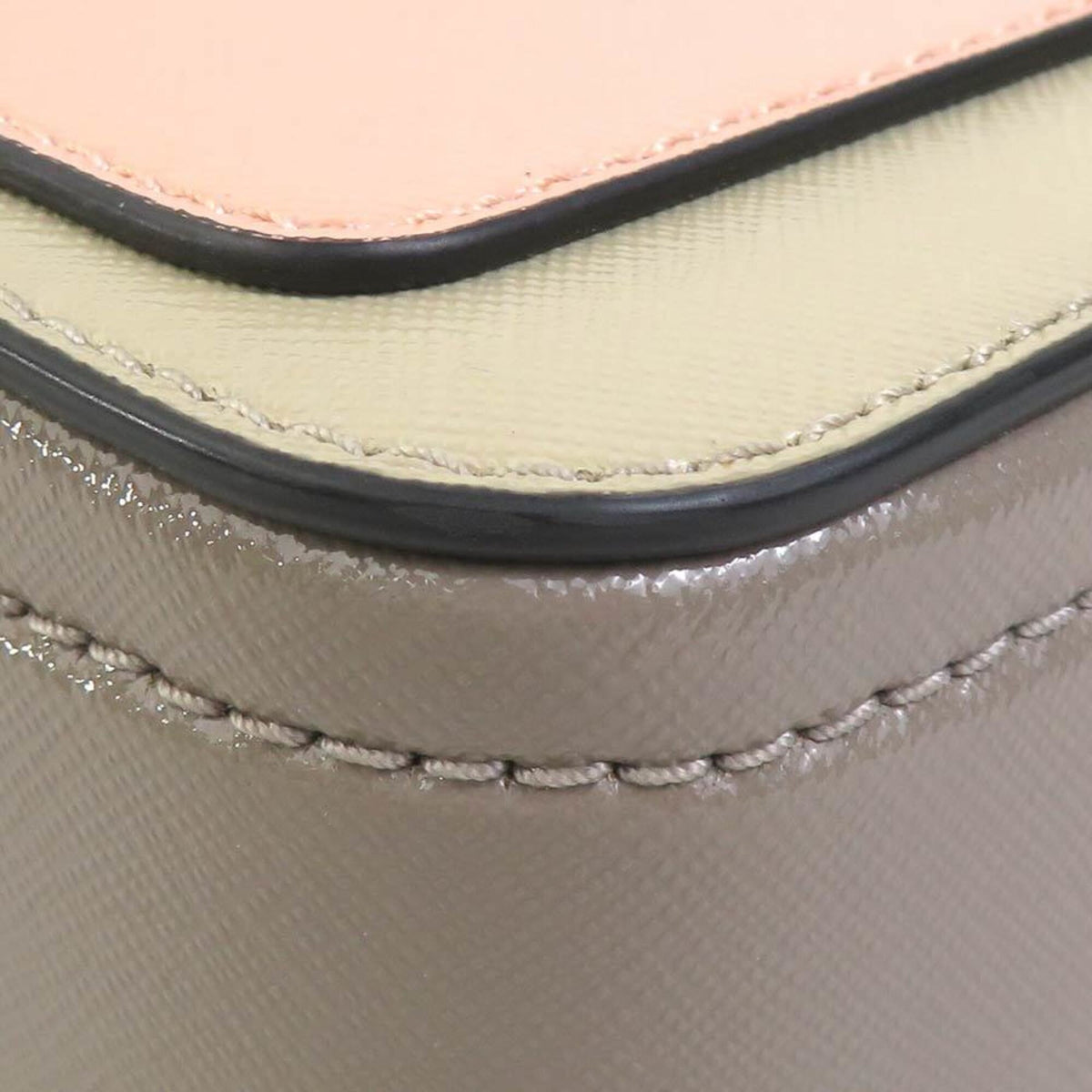 Marc Jacobs Beige Gray Pink Coated Canvas Shoulder Bag (Pre-Owned)