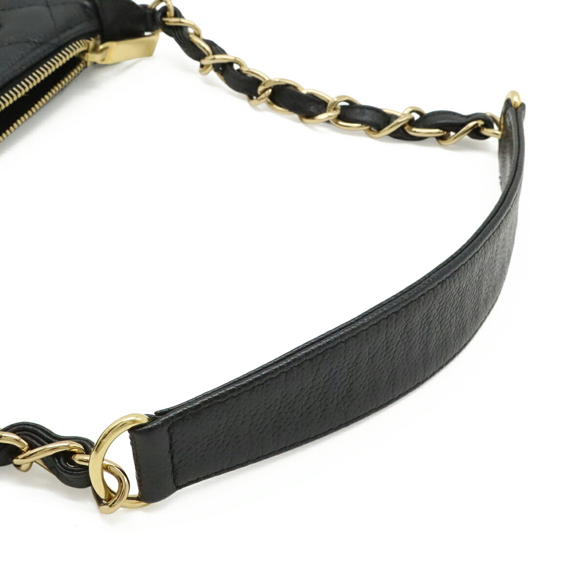Chanel Matelasse Black Grained Calfskin Shoulder Bag (Pre-Owned)