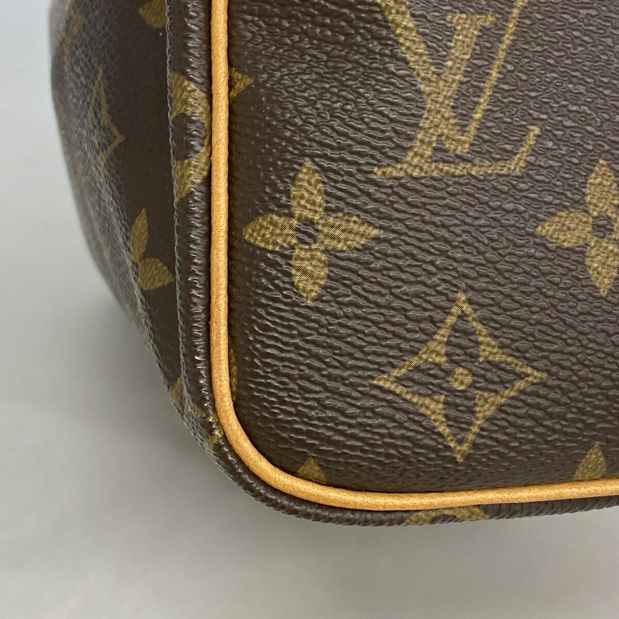 Louis Vuitton Brown Handbag (Pre-Owned)