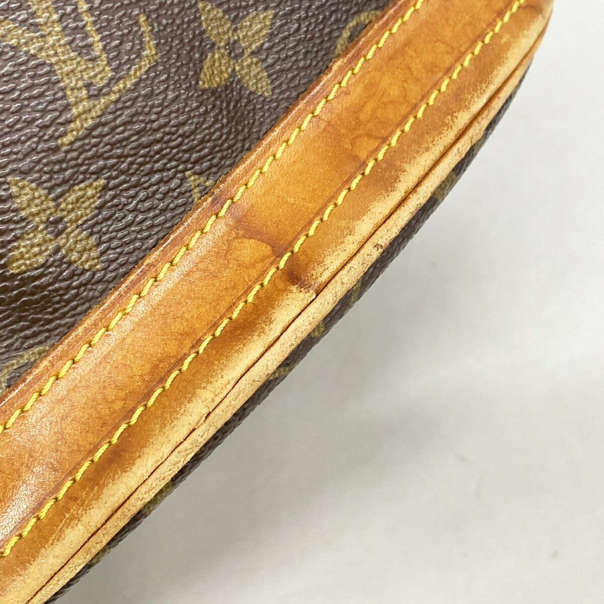 Louis Vuitton Brown Tote Bag (Pre-Owned)