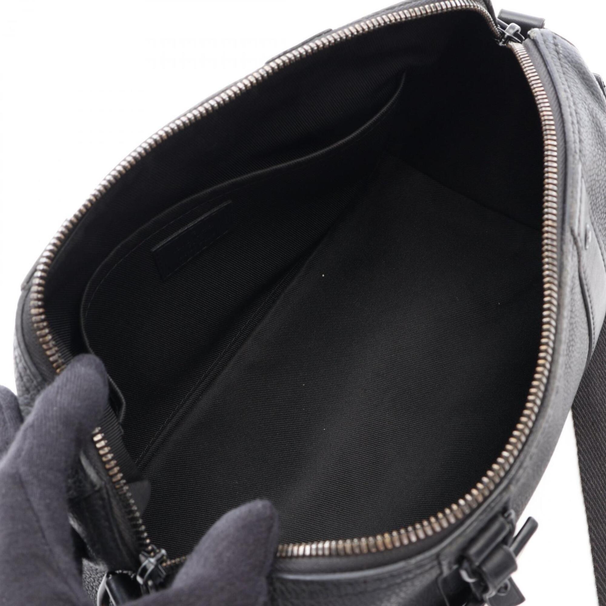 Louis Vuitton Black Leather Handbag Shoulder Bag (Pre-Owned)