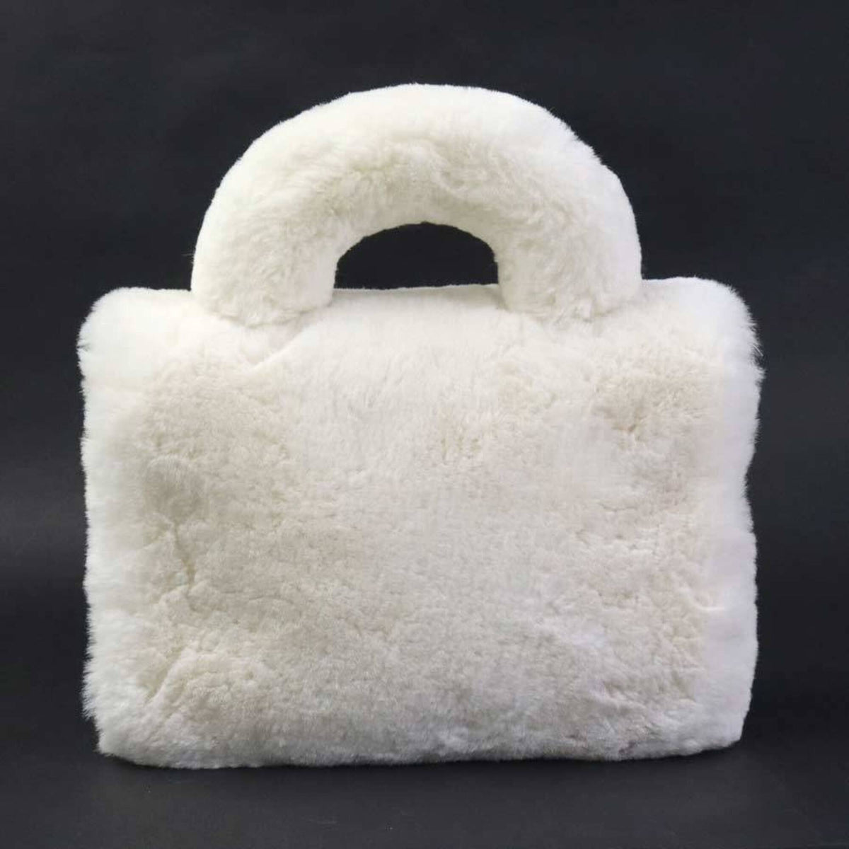 Chanel Off-White Fur Leather Handbag Shoulder Bag (Pre-Owned)